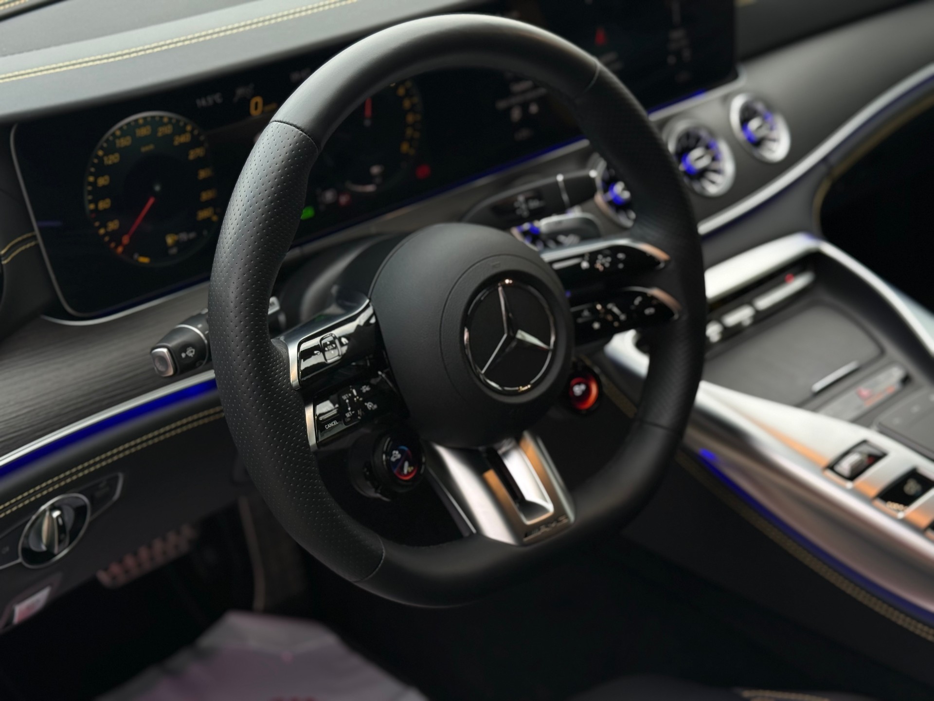 MERCEDES-BENZ AMG GT 4 63 S 4Matic+ E Performance MCT-image-16