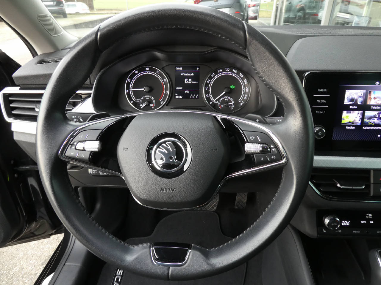 SKODA Scala 1.0 TSI 110 Tour DSG-image-11