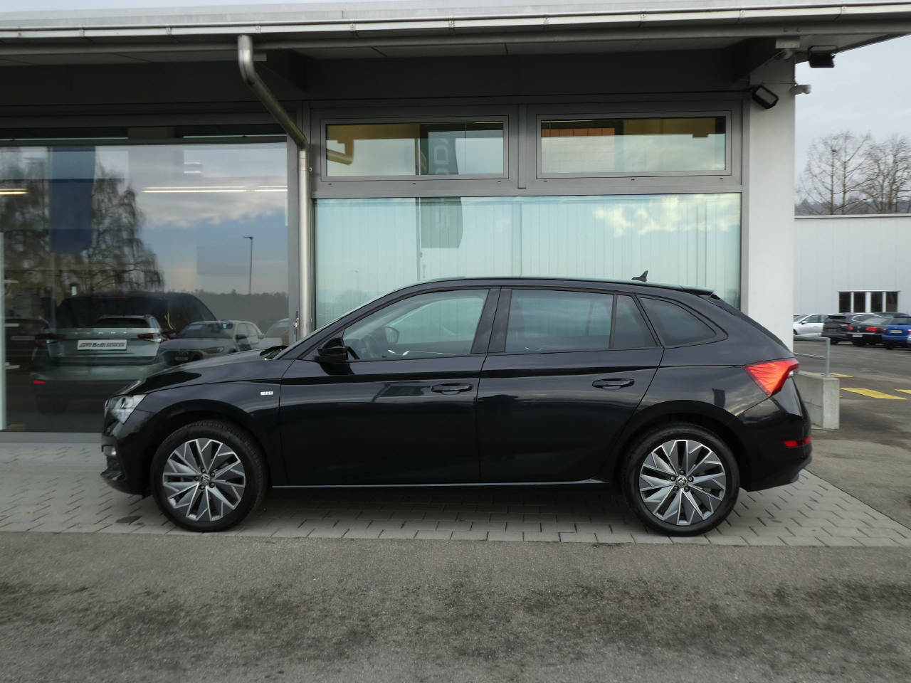 SKODA Scala 1.0 TSI 110 Tour DSG-image-7