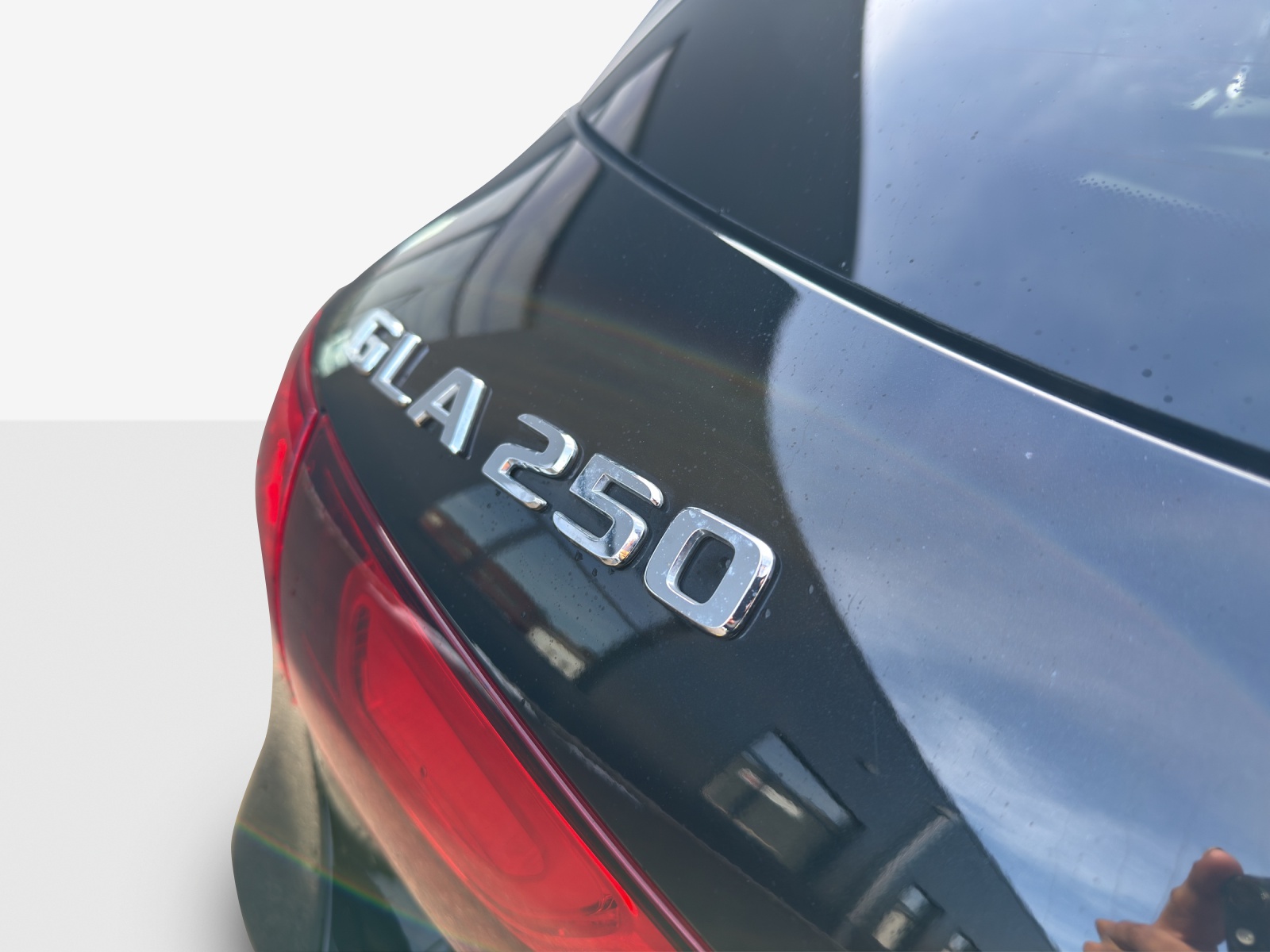 MERCEDES-BENZ GLA 250 4Matic Progressive 8G-DCT-image-14
