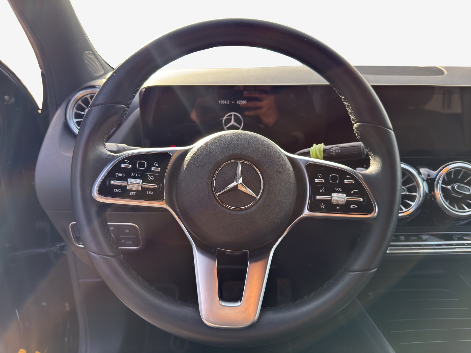 MERCEDES-BENZ GLA 250 4Matic Progressive 8G-DCT-image-9