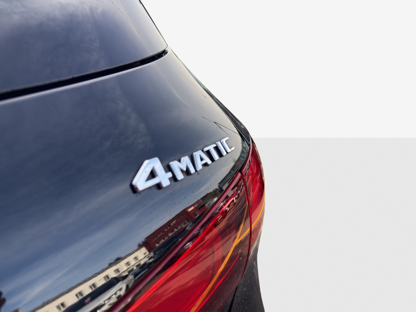 MERCEDES-BENZ GLA 250 4Matic Progressive 8G-DCT-image-13