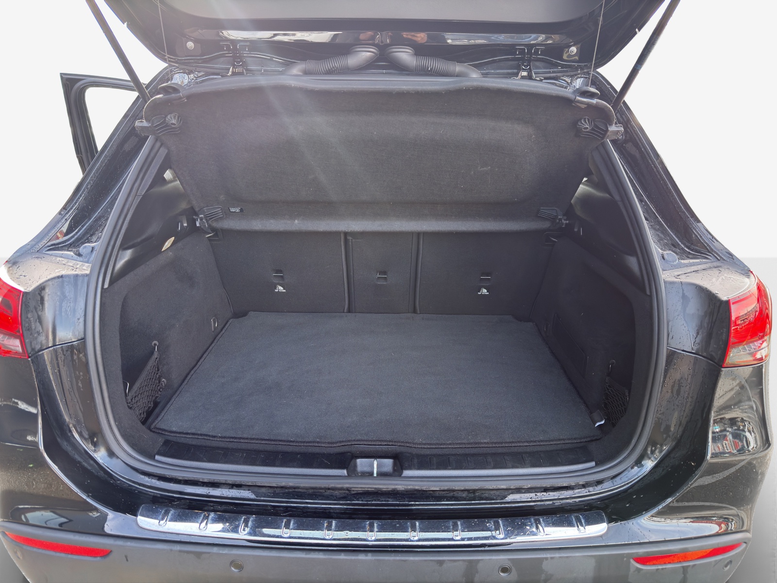 MERCEDES-BENZ GLA 250 4Matic Progressive 8G-DCT-image-12