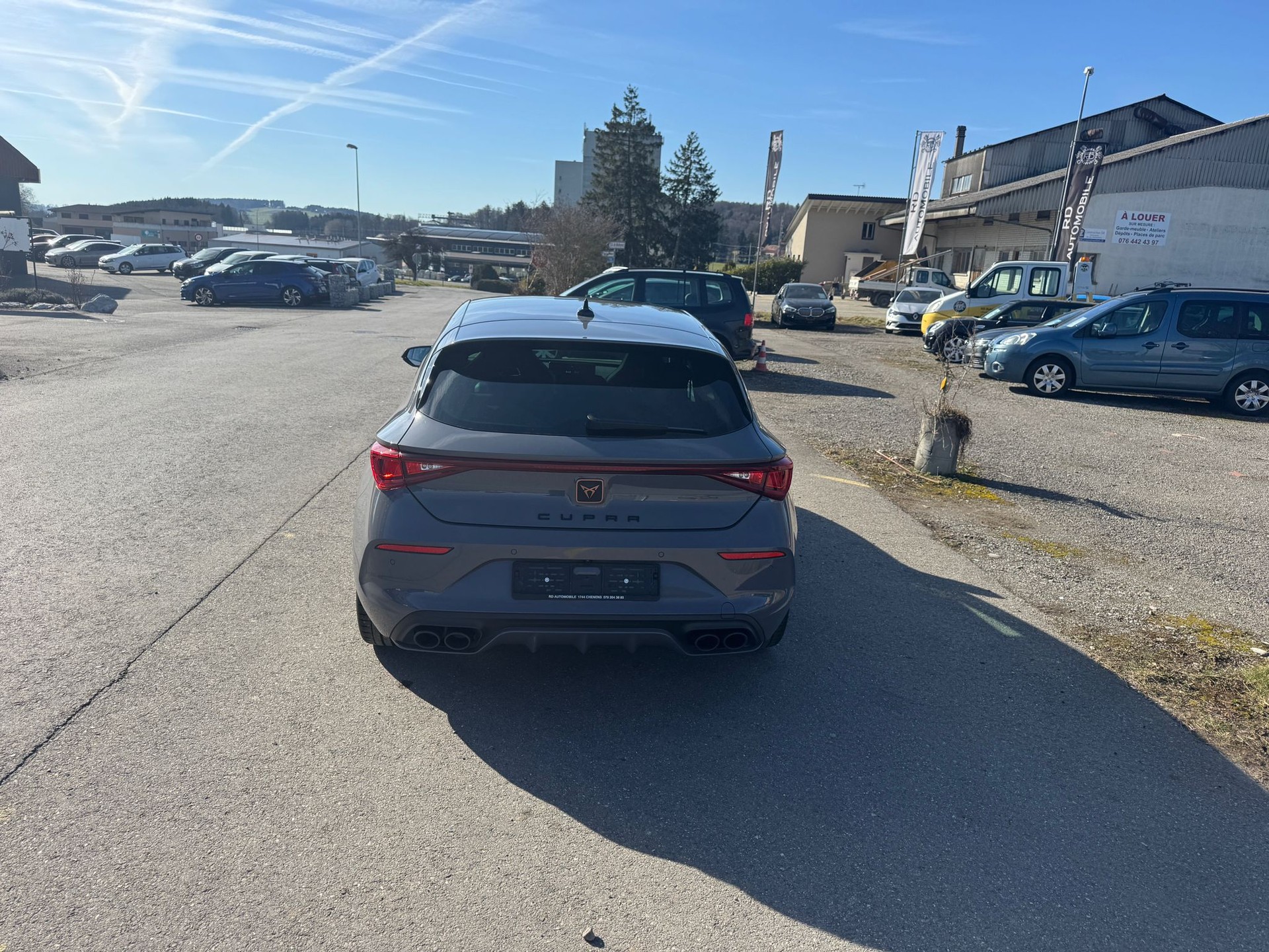 CUPRA LEON VZ 2.0 TSI DSG-image-4