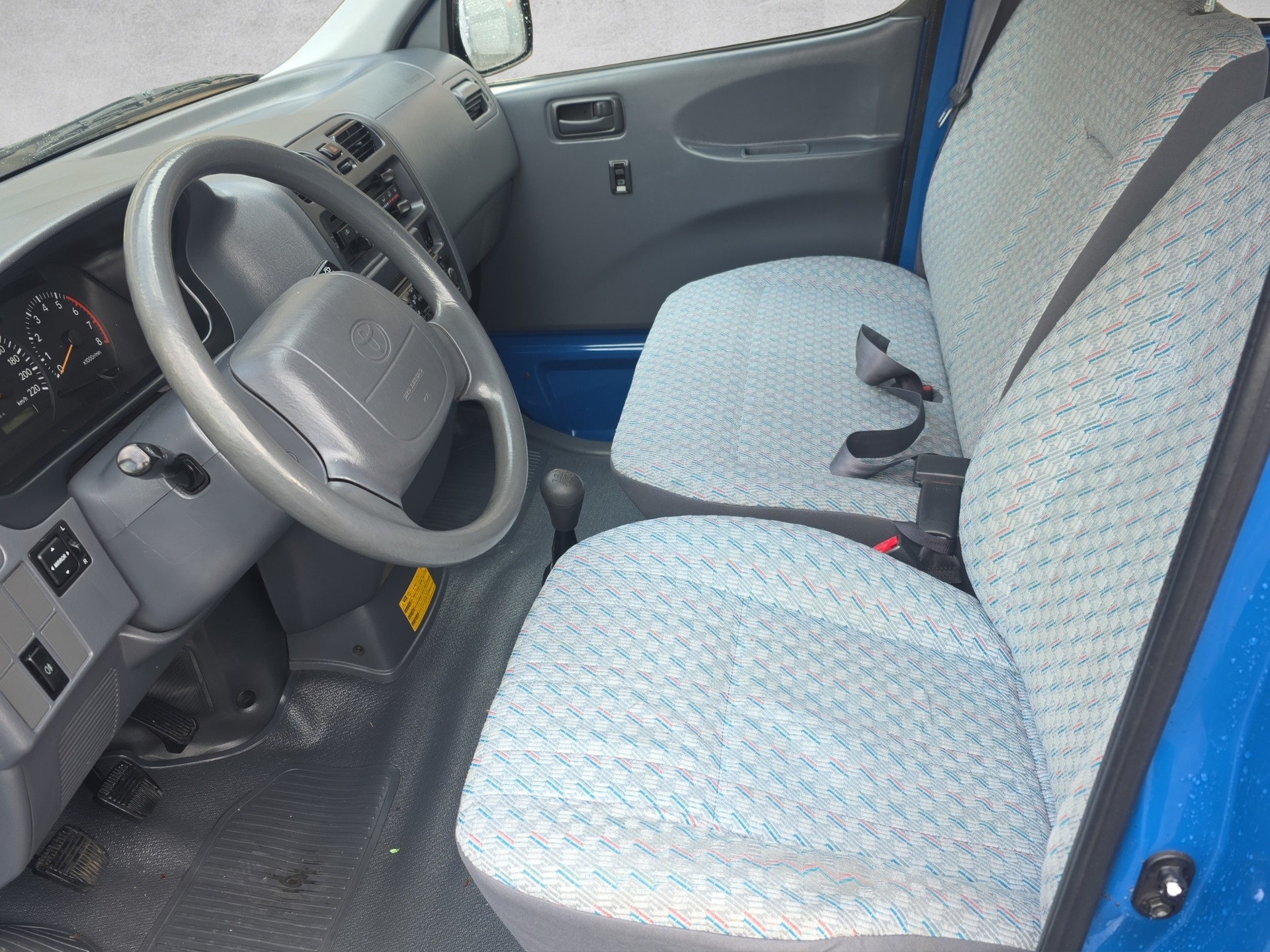 TOYOTA Hiace 2.7 Kombi 4x4-image-7