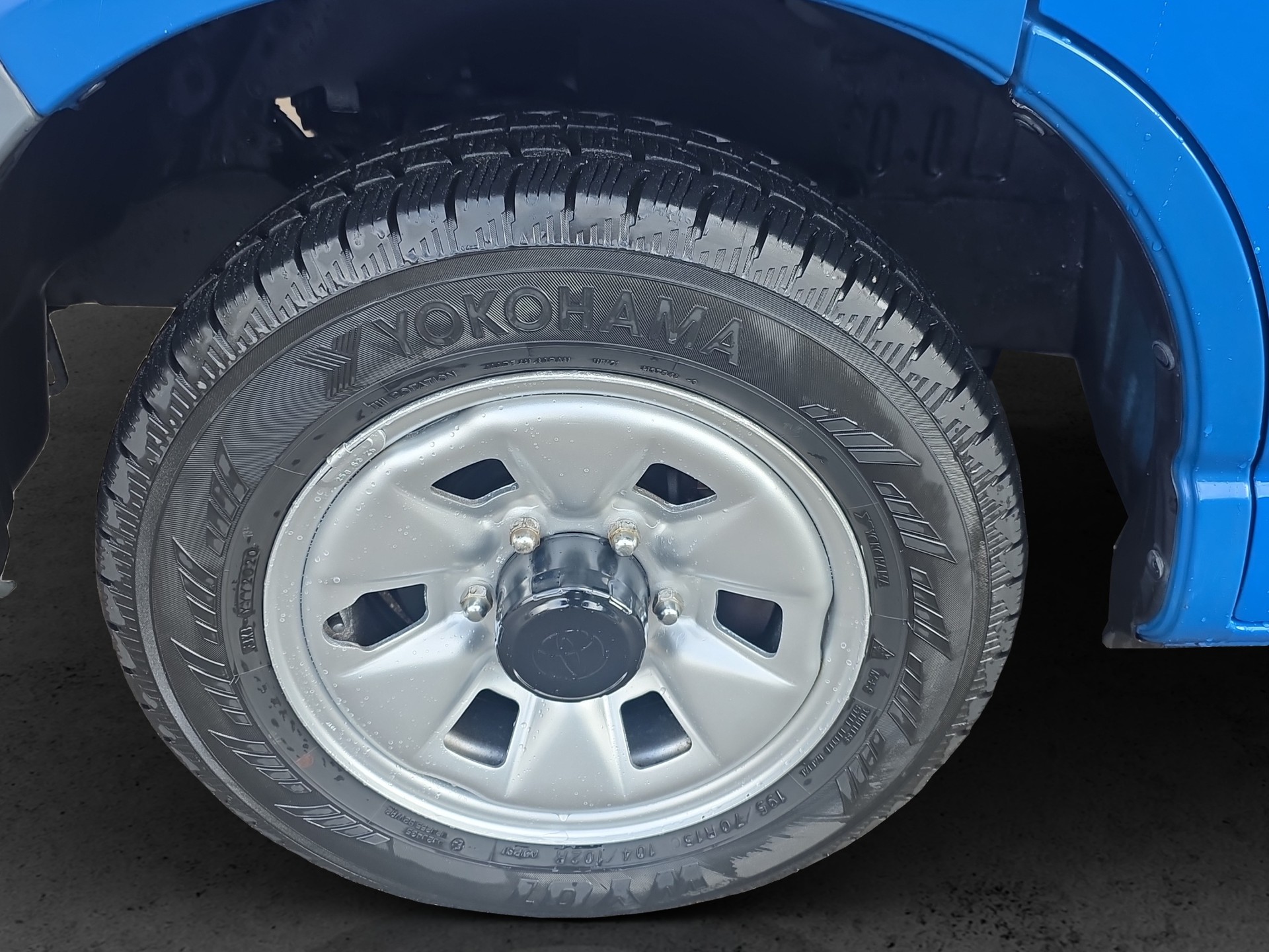 TOYOTA Hiace 2.7 Kombi 4x4-image-11