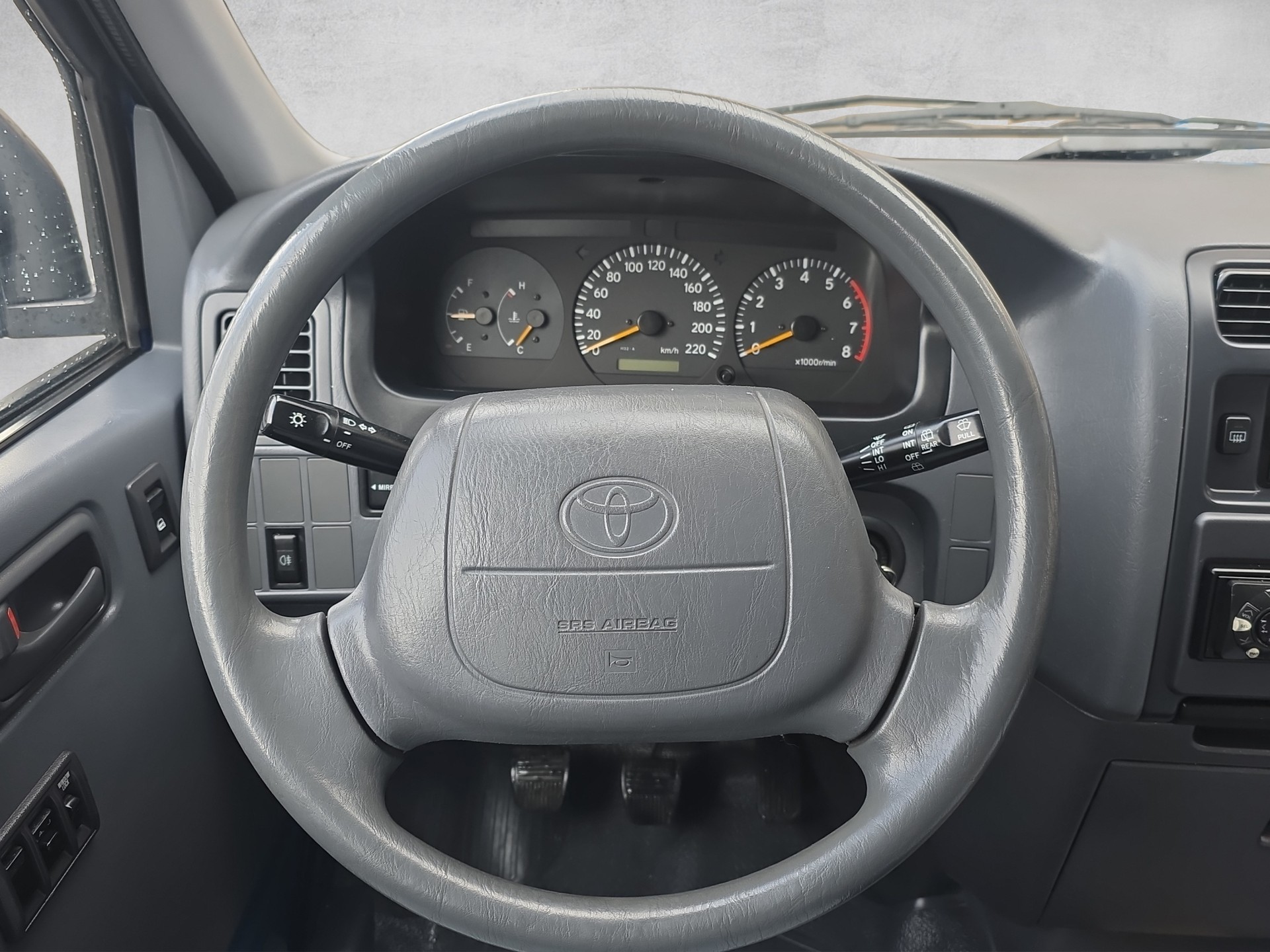TOYOTA Hiace 2.7 Kombi 4x4-image-5
