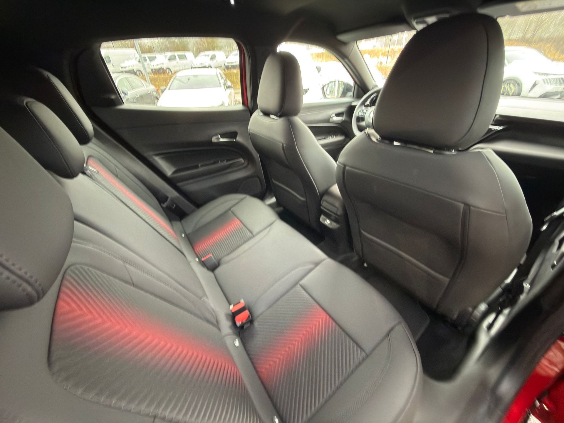 ALFA ROMEO Junior 1.2 48V Hybrid Q4-image-9