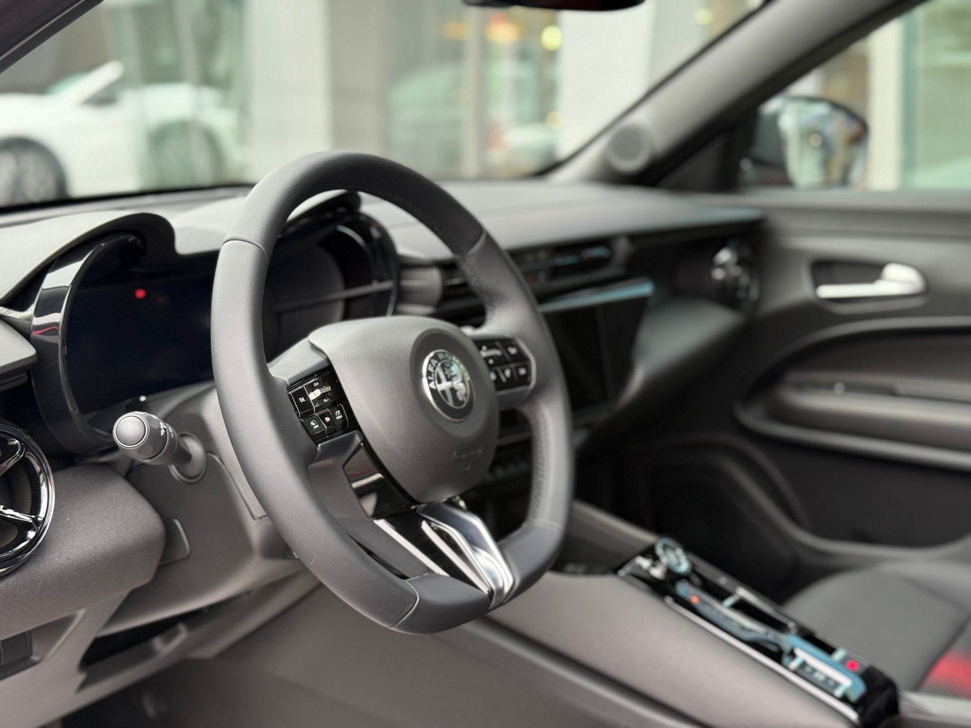 ALFA ROMEO Junior 1.2 48V Hybrid Q4-image-5