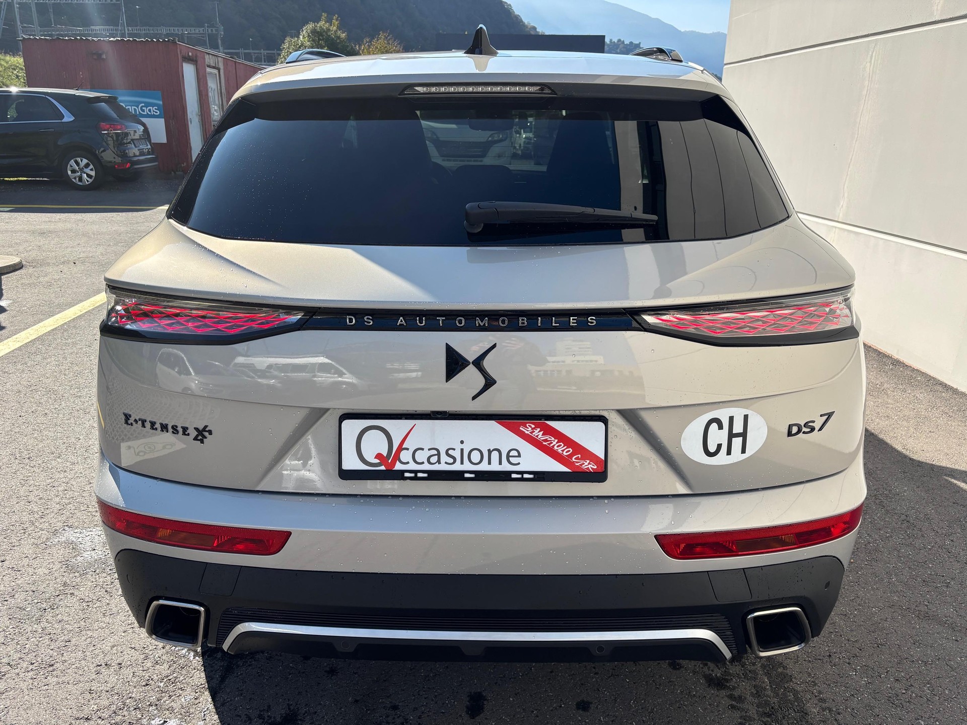 DS AUTOMOBILES 7 1.6 E-Tense Ligne Noire 4x4-image-5