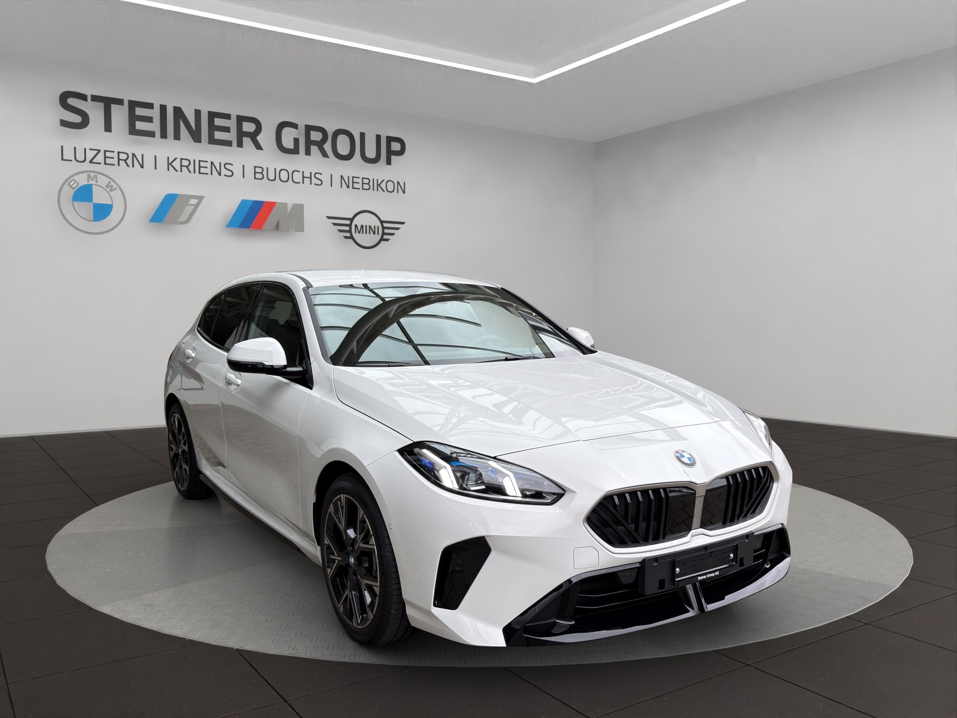 BMW 120 M Sport Steptronic-image-2