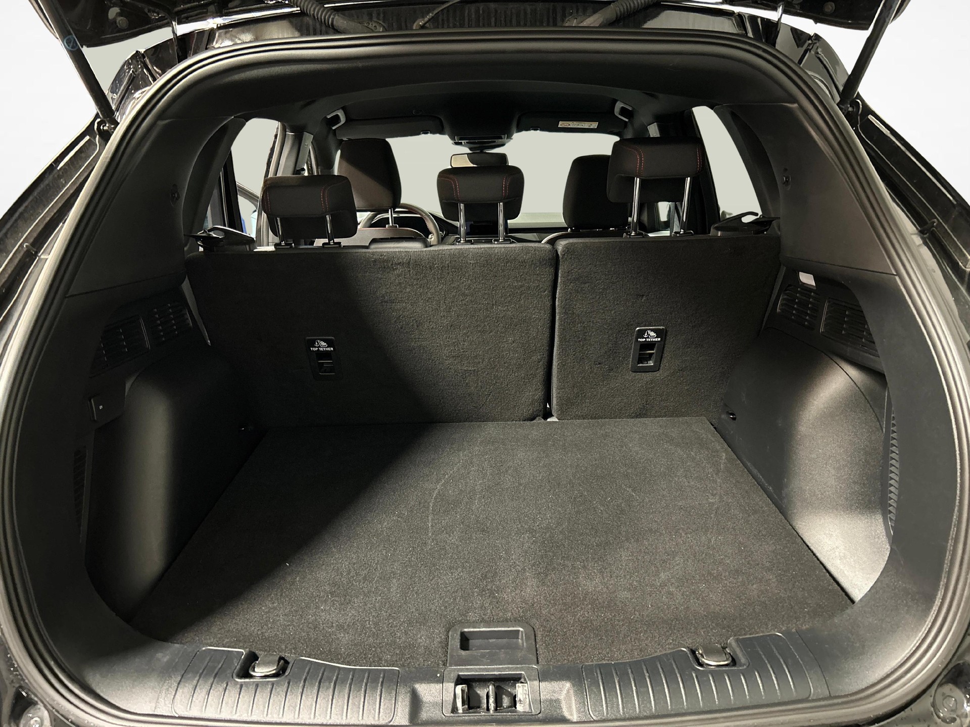 FORD Kuga 2.5 Hybrid ST-Line 4x4-image-11