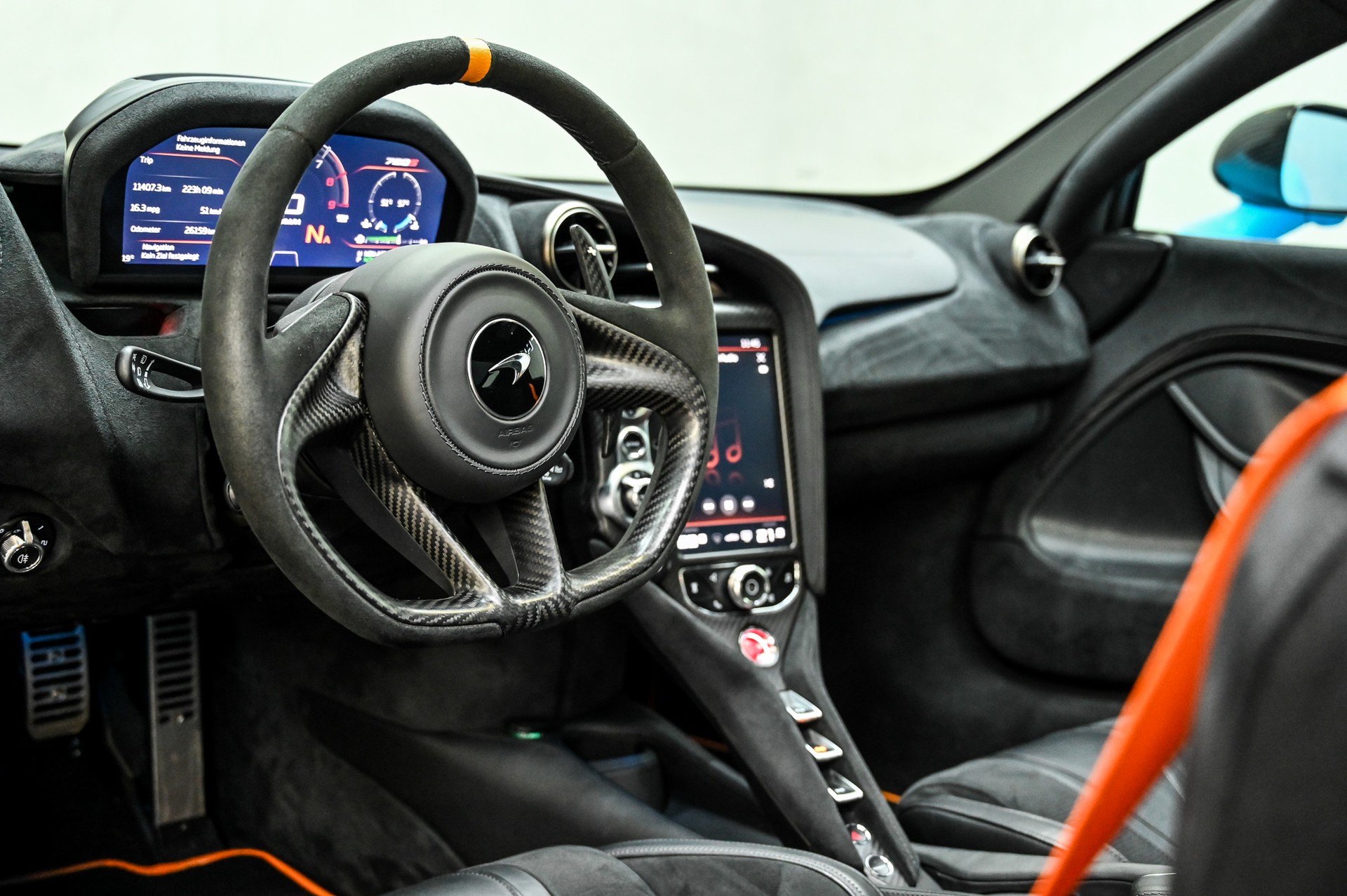 McLAREN 720S Coupé Performance 4.0 V8 SSG-image-23
