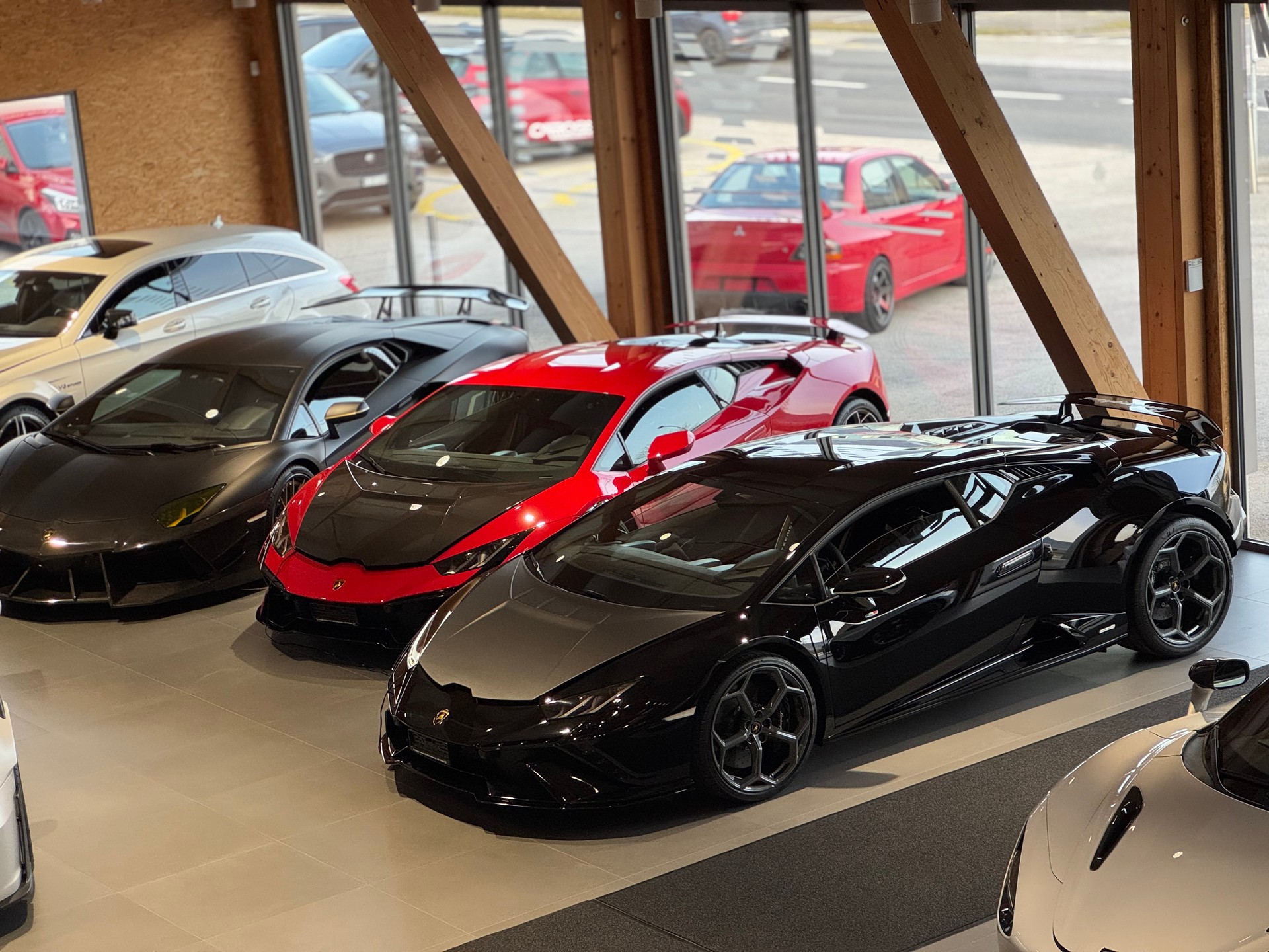 LAMBORGHINI Tecnica-image-11