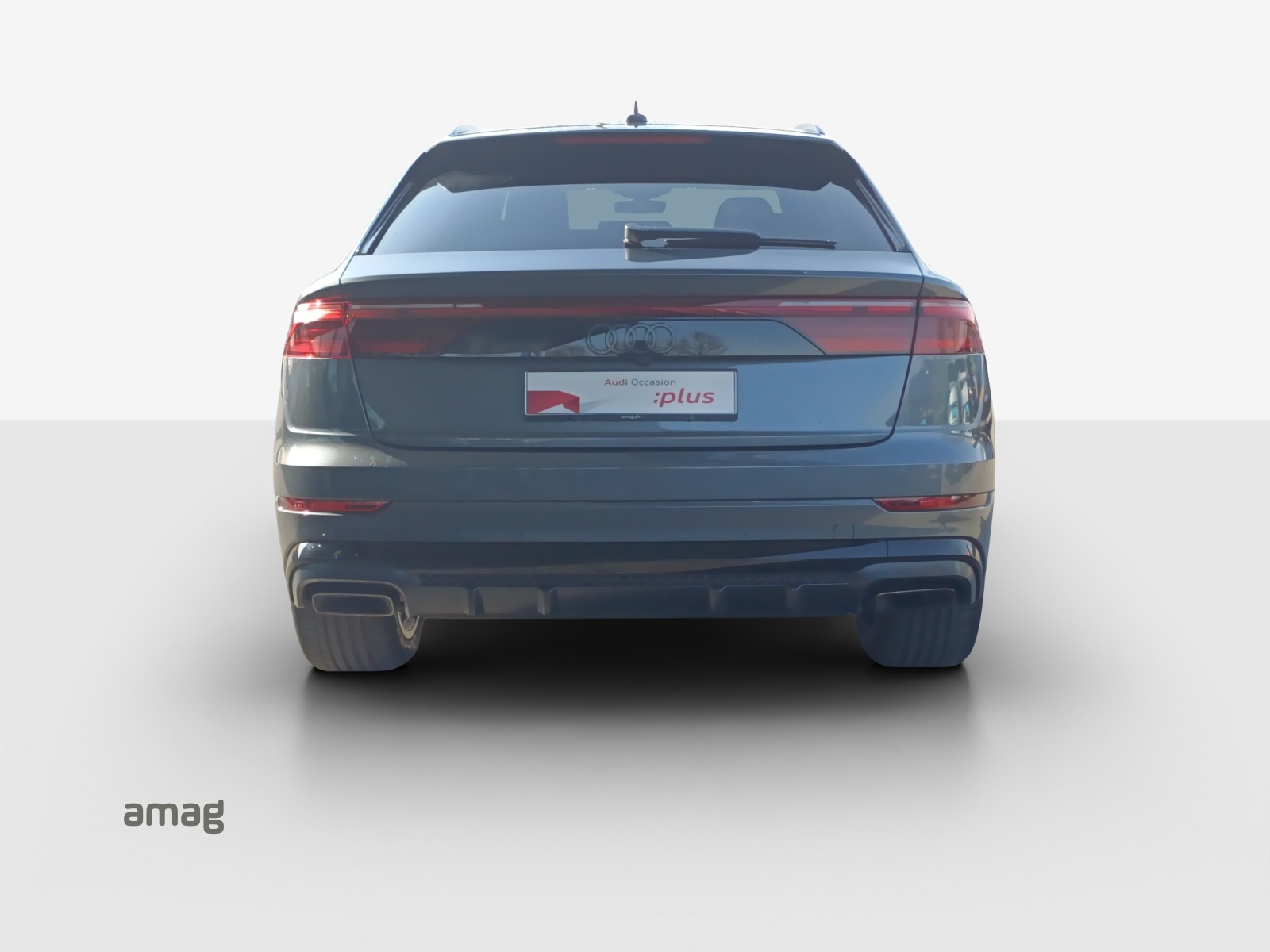 AUDI Q8 55 TFSI e quattro PHEV tiptronic-image-4