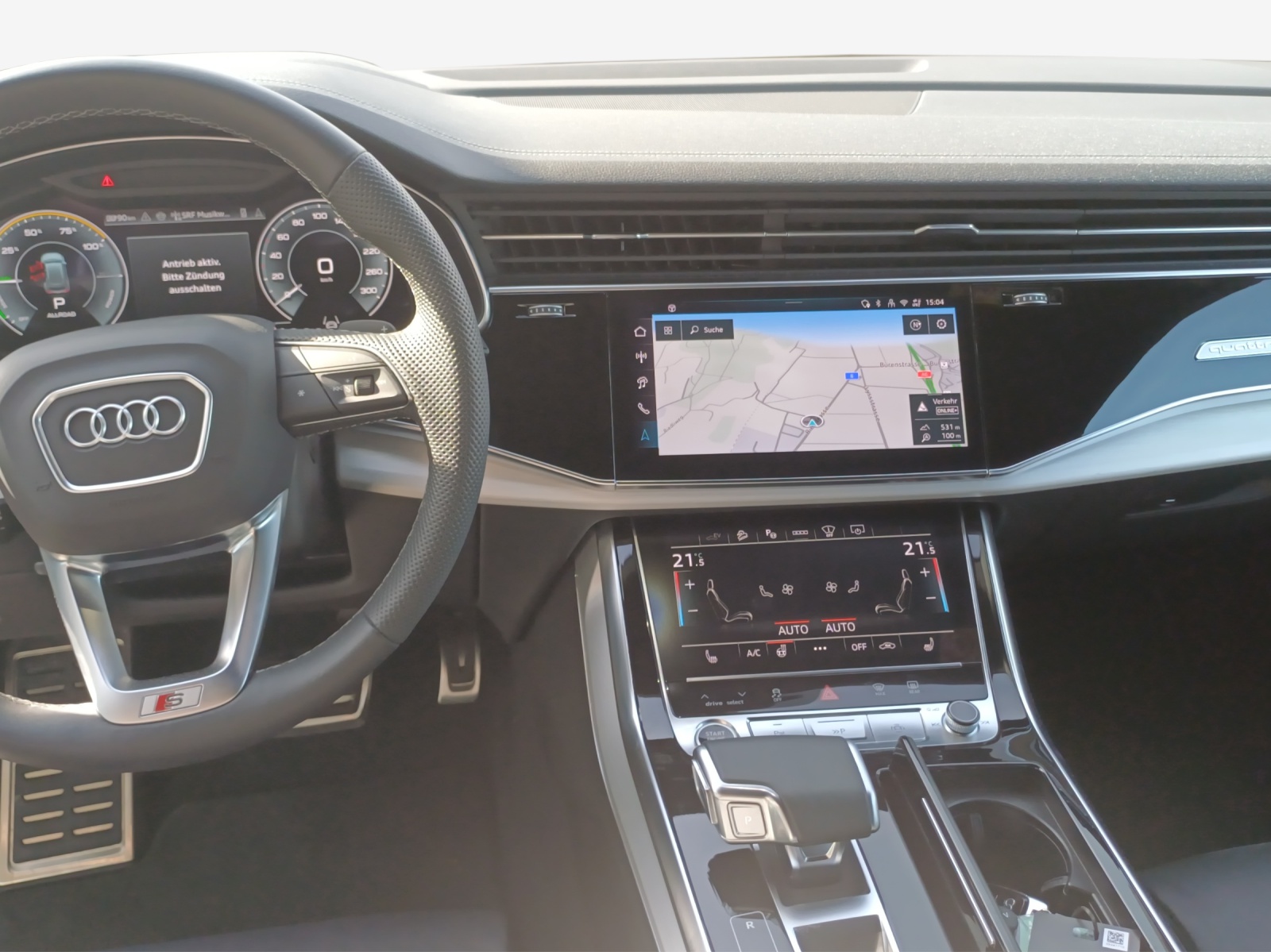 AUDI Q8 55 TFSI e quattro PHEV tiptronic-image-9