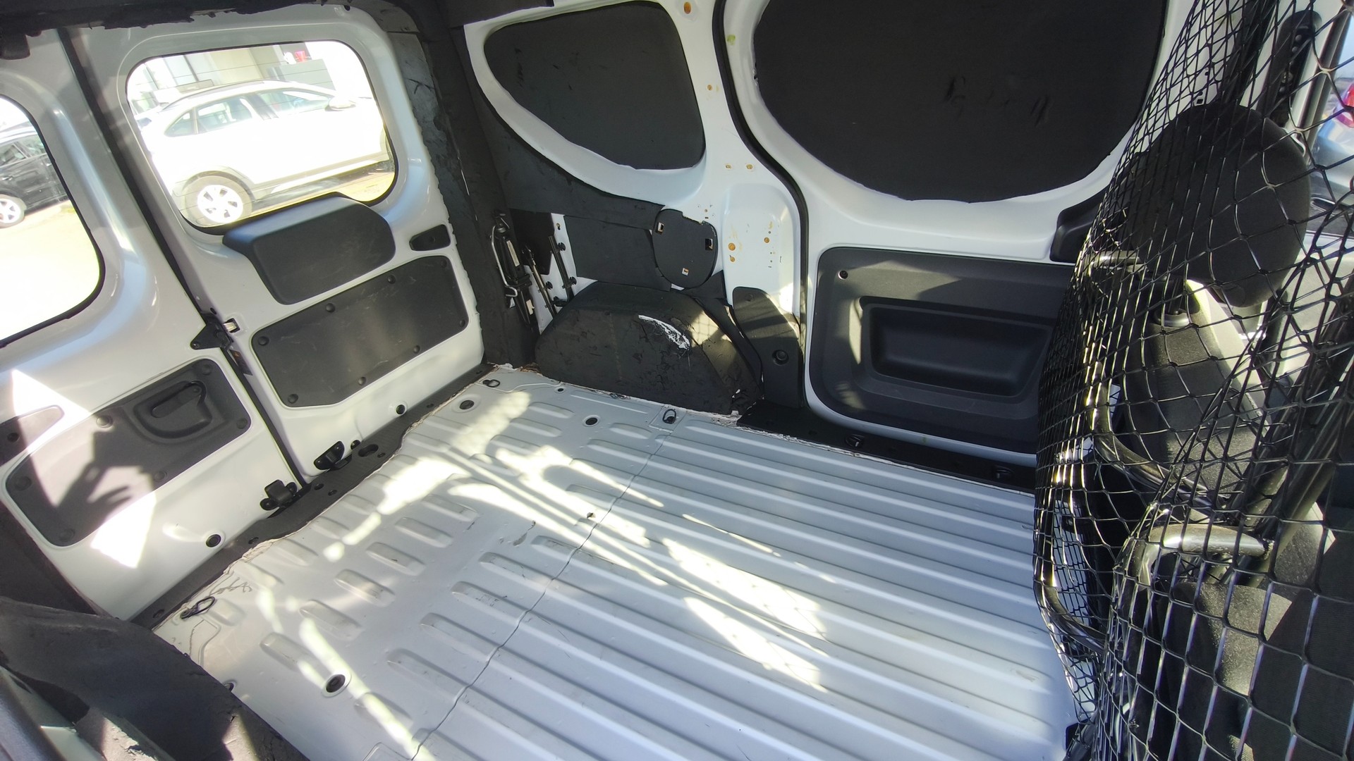 DACIA Dokker Van TCe 100 PF Unlimited-image-11