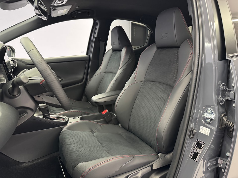 Yaris Hybrid 1.5 GR Sport