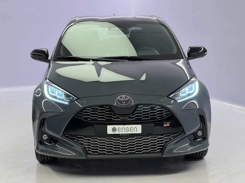 Yaris Hybrid 1.5 GR Sport