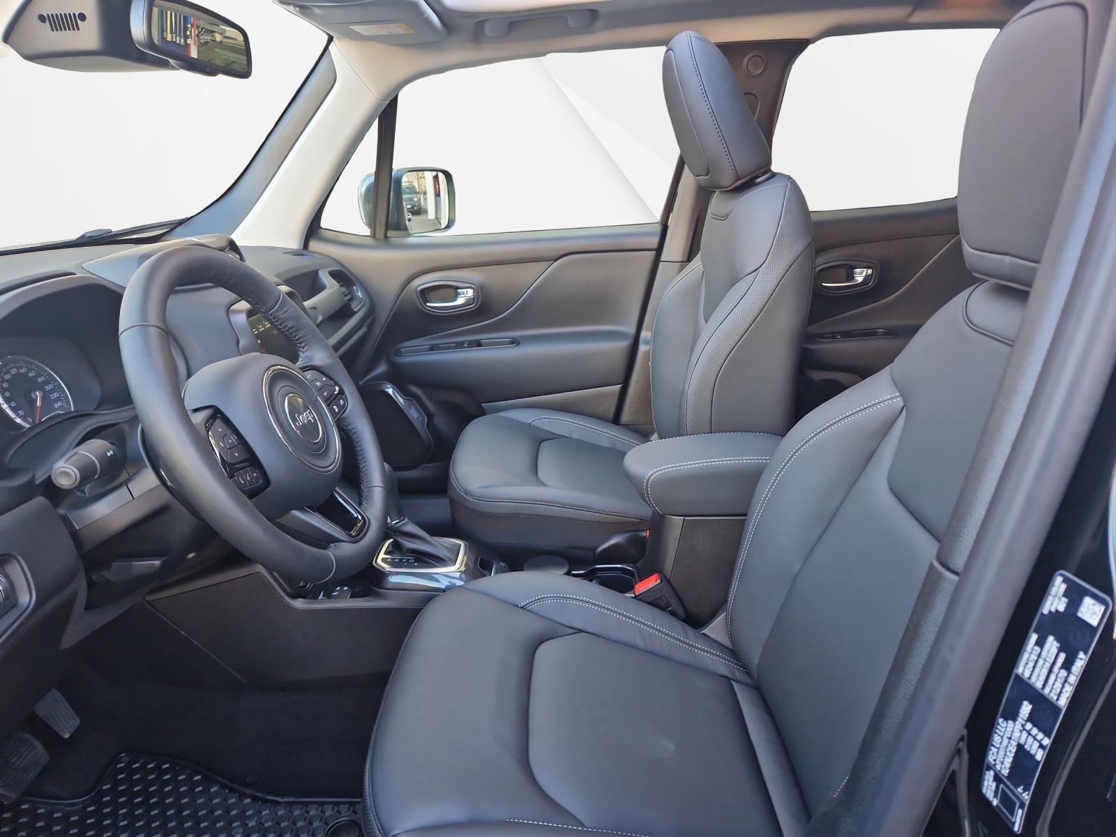 JEEP Renegade 1.5 Turbo S-image-6
