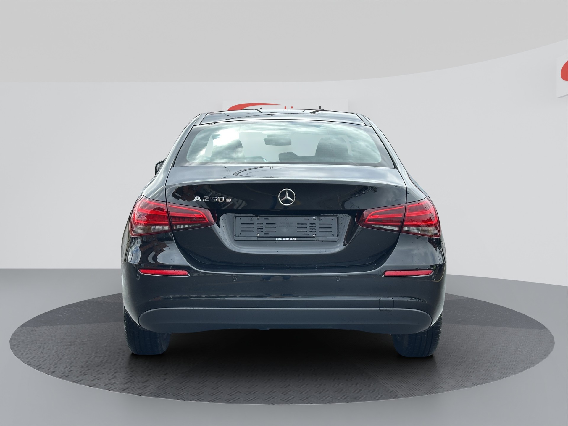 MERCEDES-BENZ A 250e Style 8G-DCT-image-3