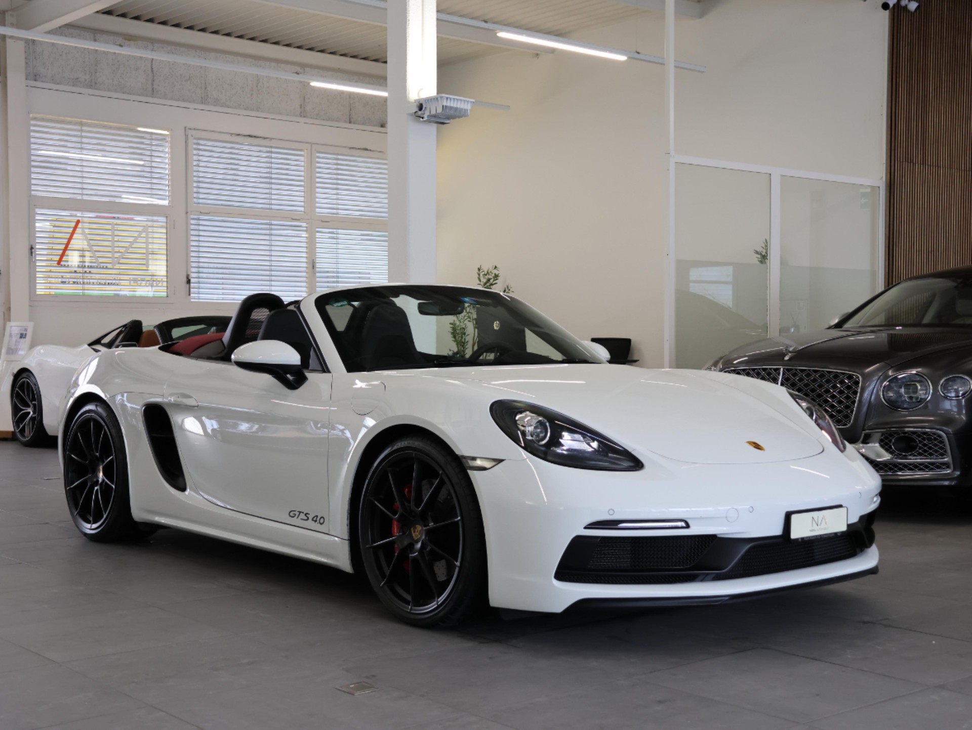 PORSCHE 718 Boxster GTS 4.0 PDK *Park-Assistent* *Beheizbares Lenkrad* *PCM*-image-2