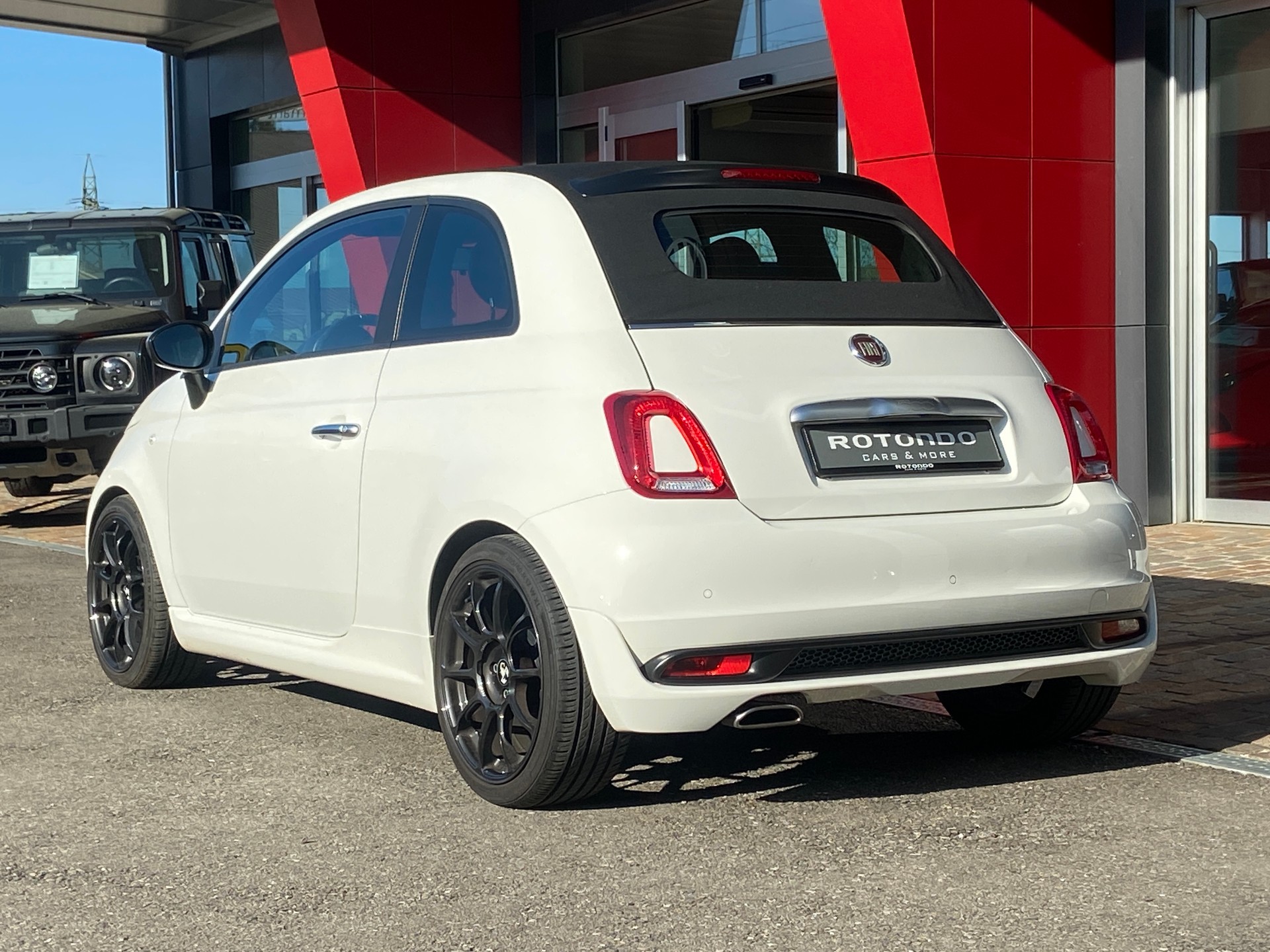 FIAT 500C 1.0 N3 MildHybrid Rockstar-image-15
