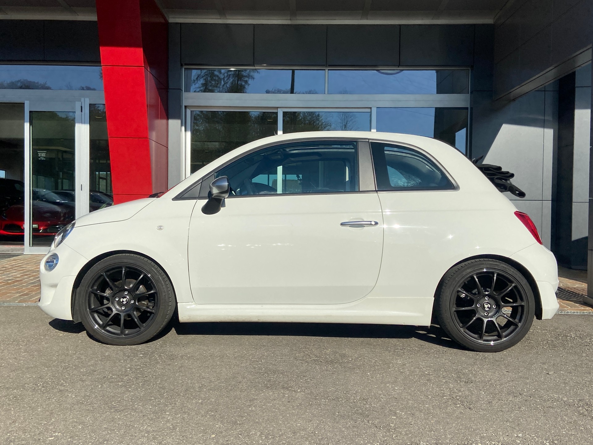 FIAT 500C 1.0 N3 MildHybrid Rockstar-image-13