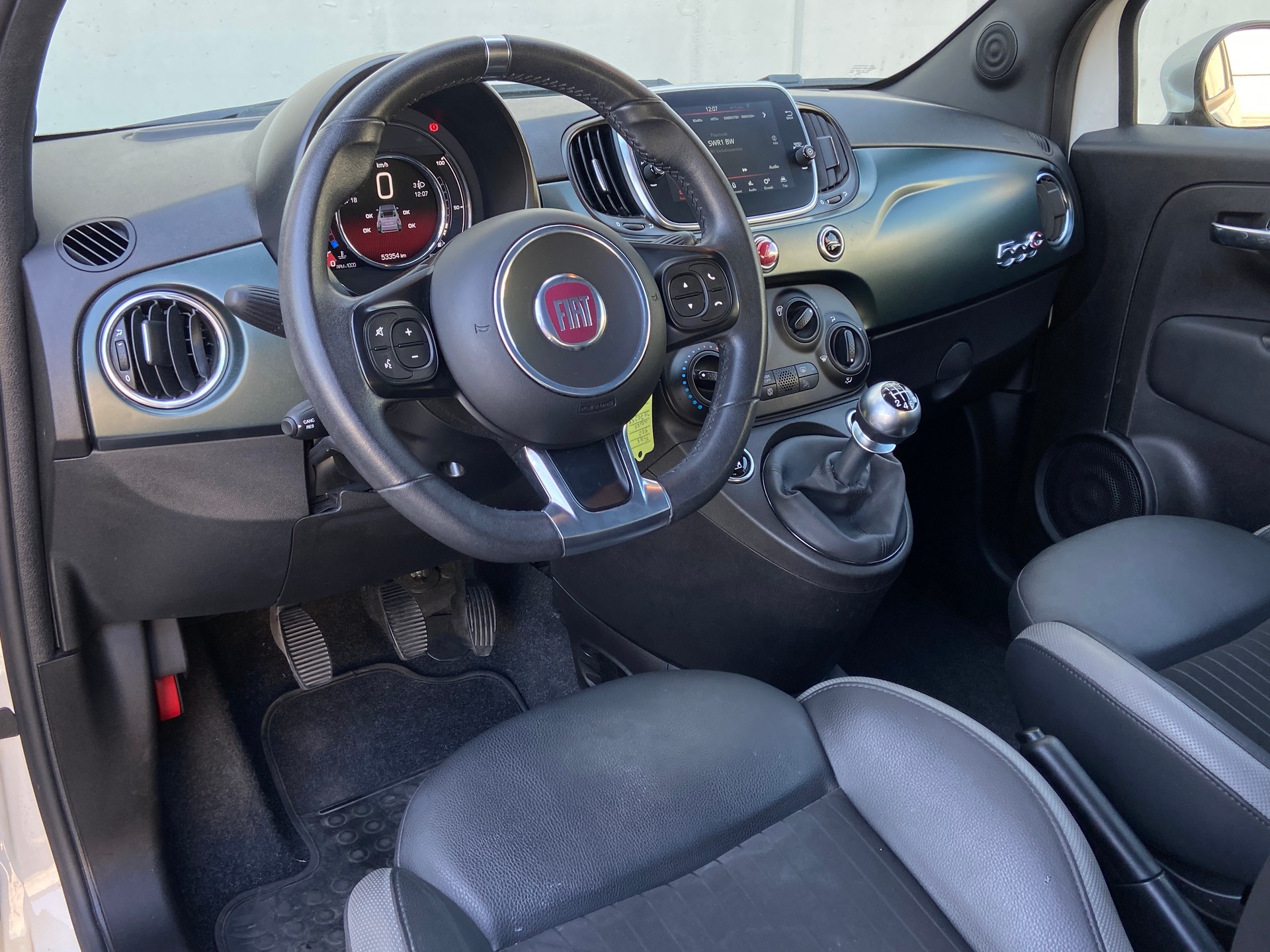 FIAT 500C 1.0 N3 MildHybrid Rockstar-image-5