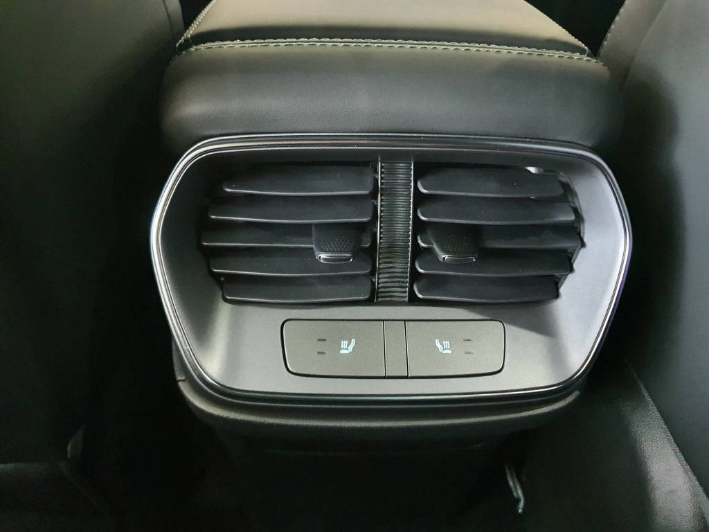 BYD Sealion 7 Excellence AWD-image-17