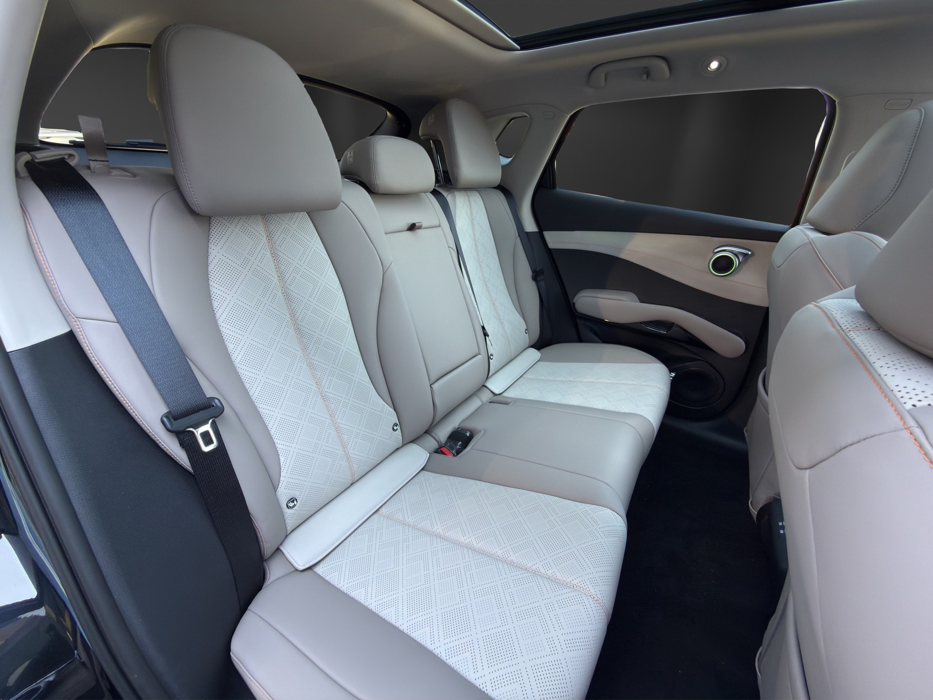 BYD Atto 3 EVO Excellence AWD-image-16