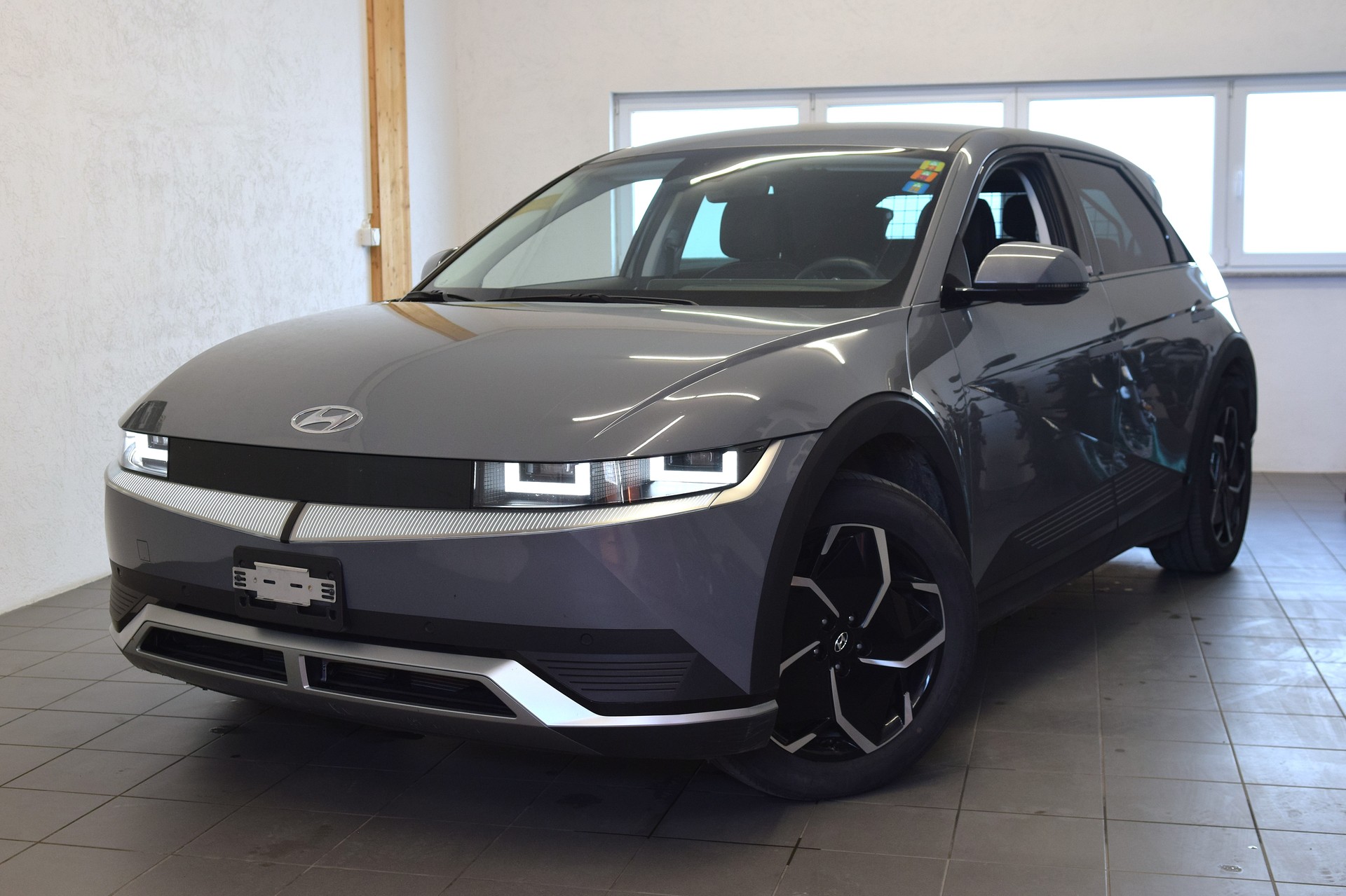 HYUNDAI Ioniq 5 77kWh Amplia 2WD