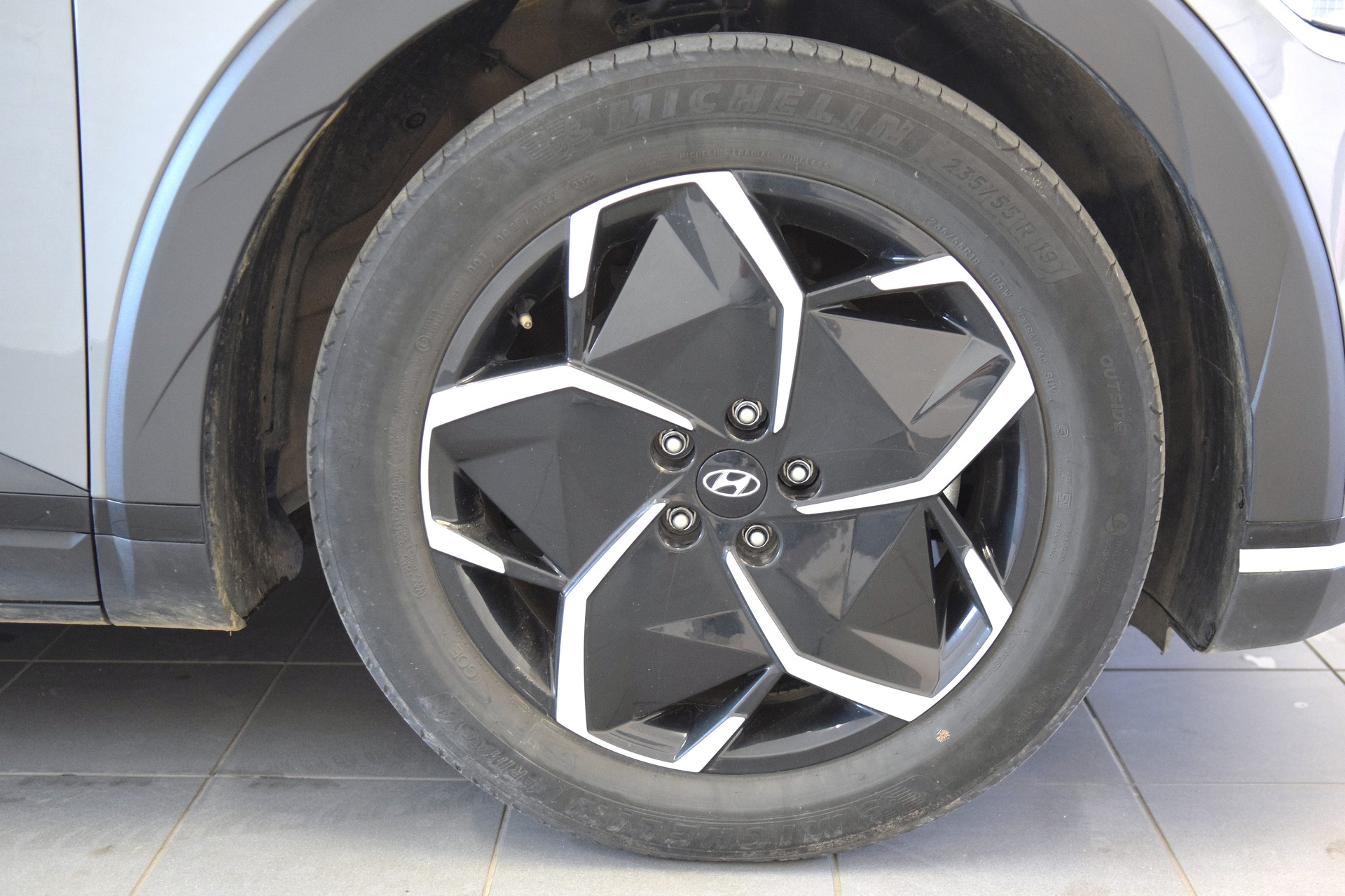 HYUNDAI Ioniq 5 77kWh Amplia 2WD-image-14