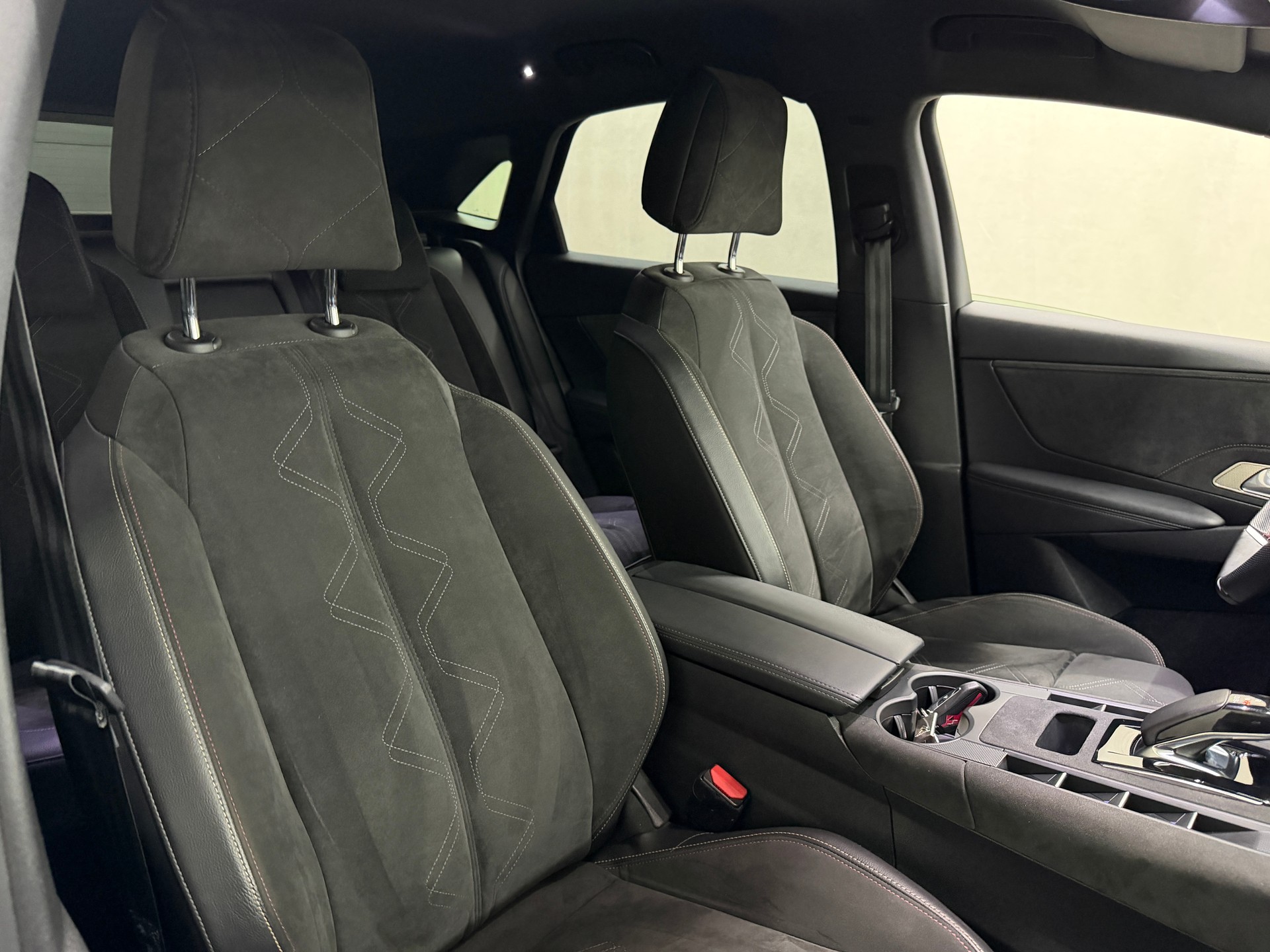 DS AUTOMOBILES DS 7 Crossback E-Tense 225 Performance Line+-image-9