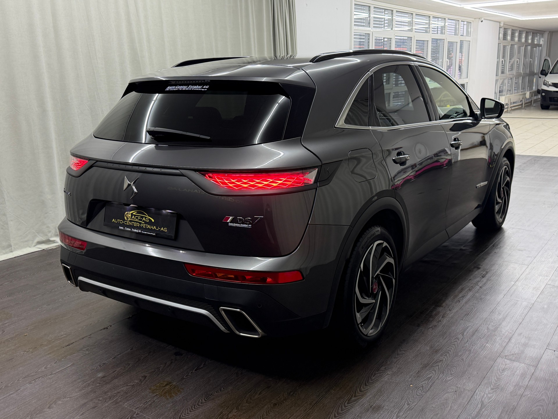 DS AUTOMOBILES DS 7 Crossback E-Tense 225 Performance Line+-image-3