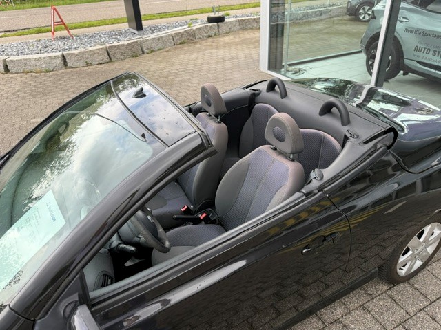 NISSAN Micra C+C 1.6 tekna-image-6
