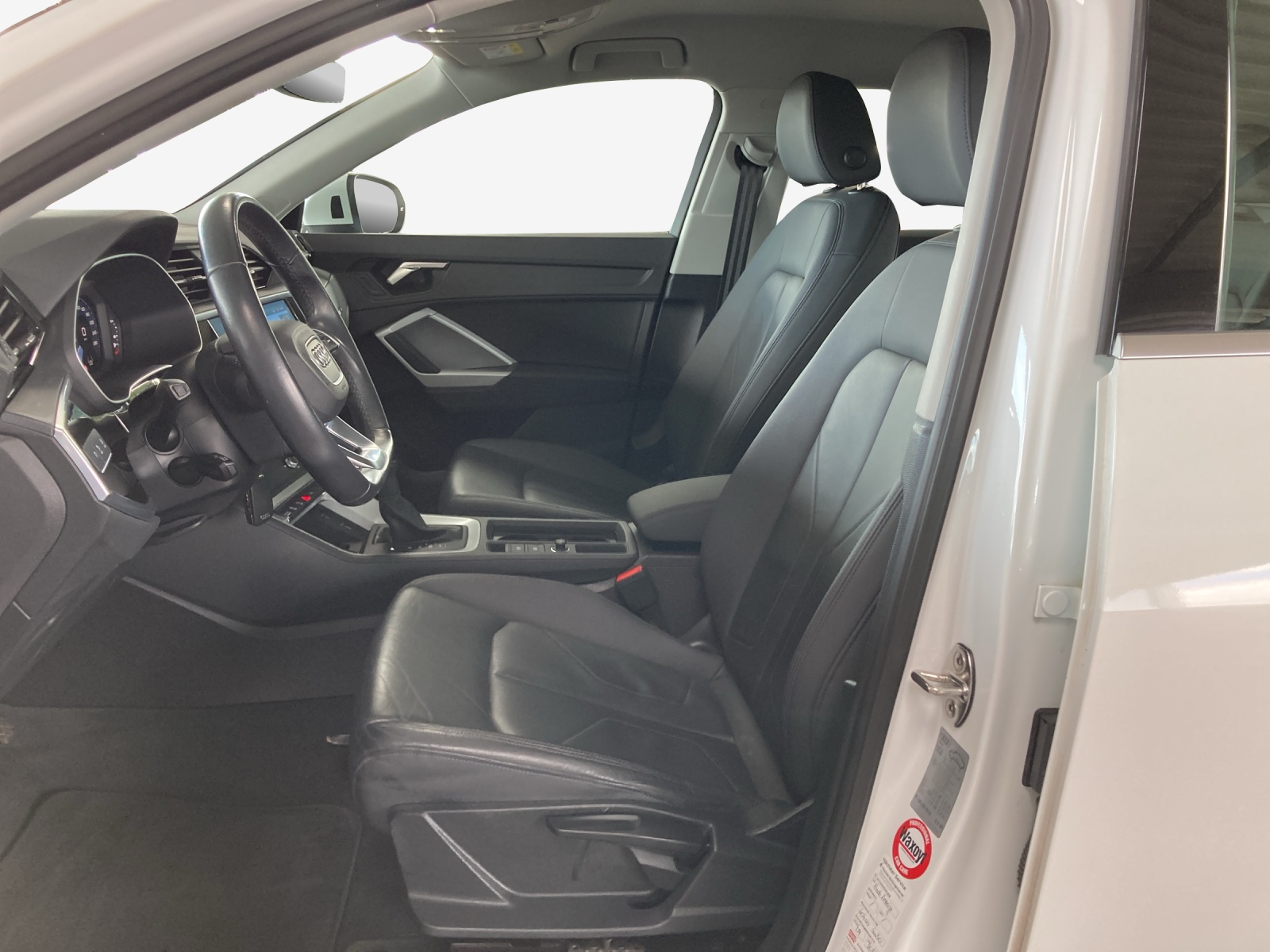 AUDI Q3 Sportback 35 TFSI Attraction S-tronic-image-7