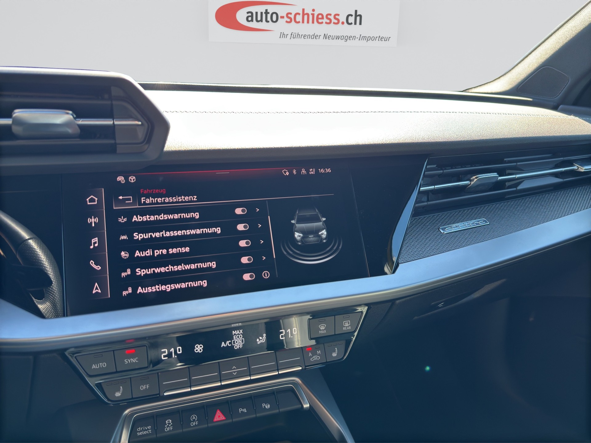 AUDI S3 Sportback 2.0 TFSI quattro Edition One Schwarz Plus S-tronic-image-12