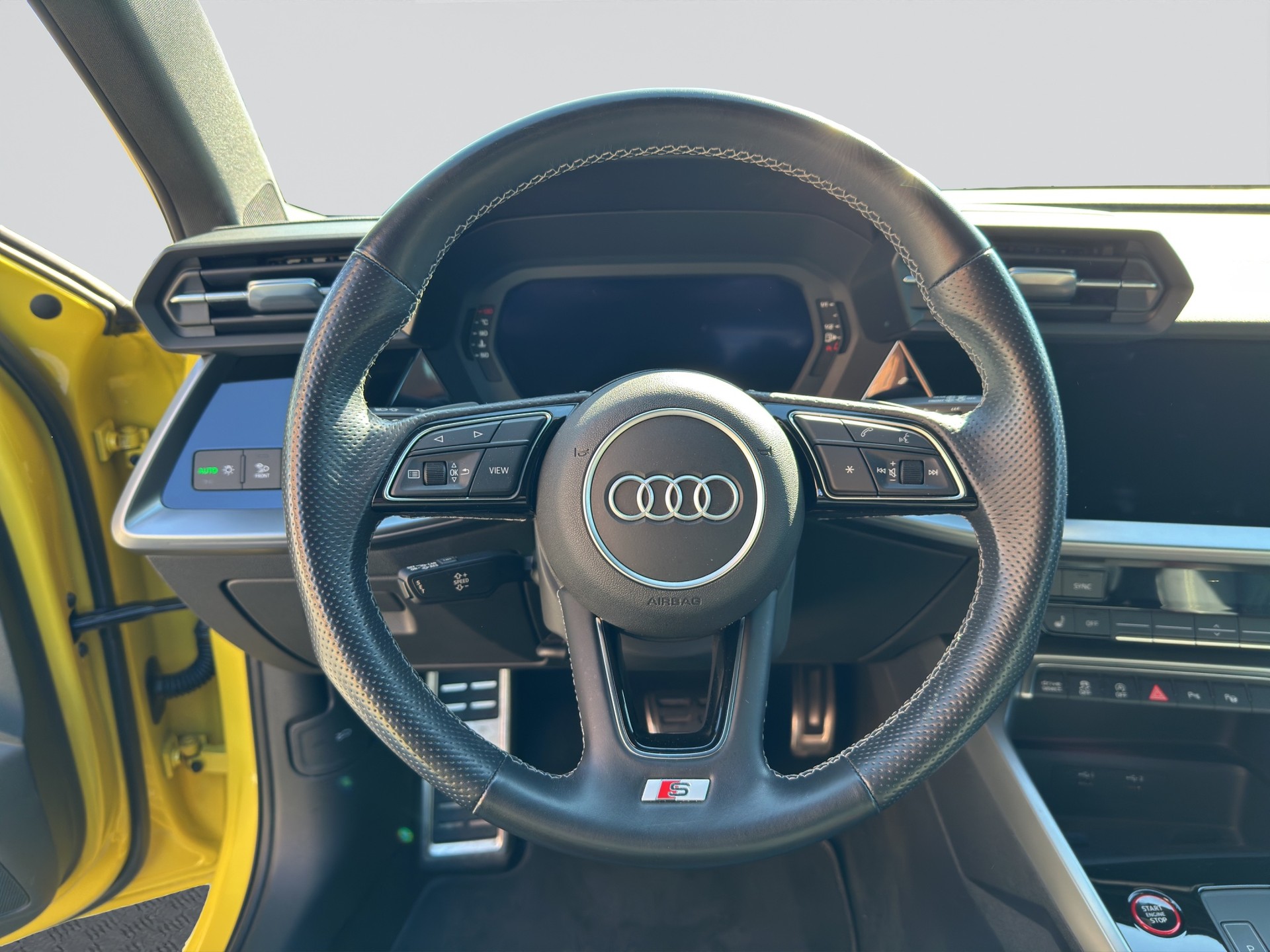 AUDI S3 Sportback 2.0 TFSI quattro Edition One Schwarz Plus S-tronic-image-9
