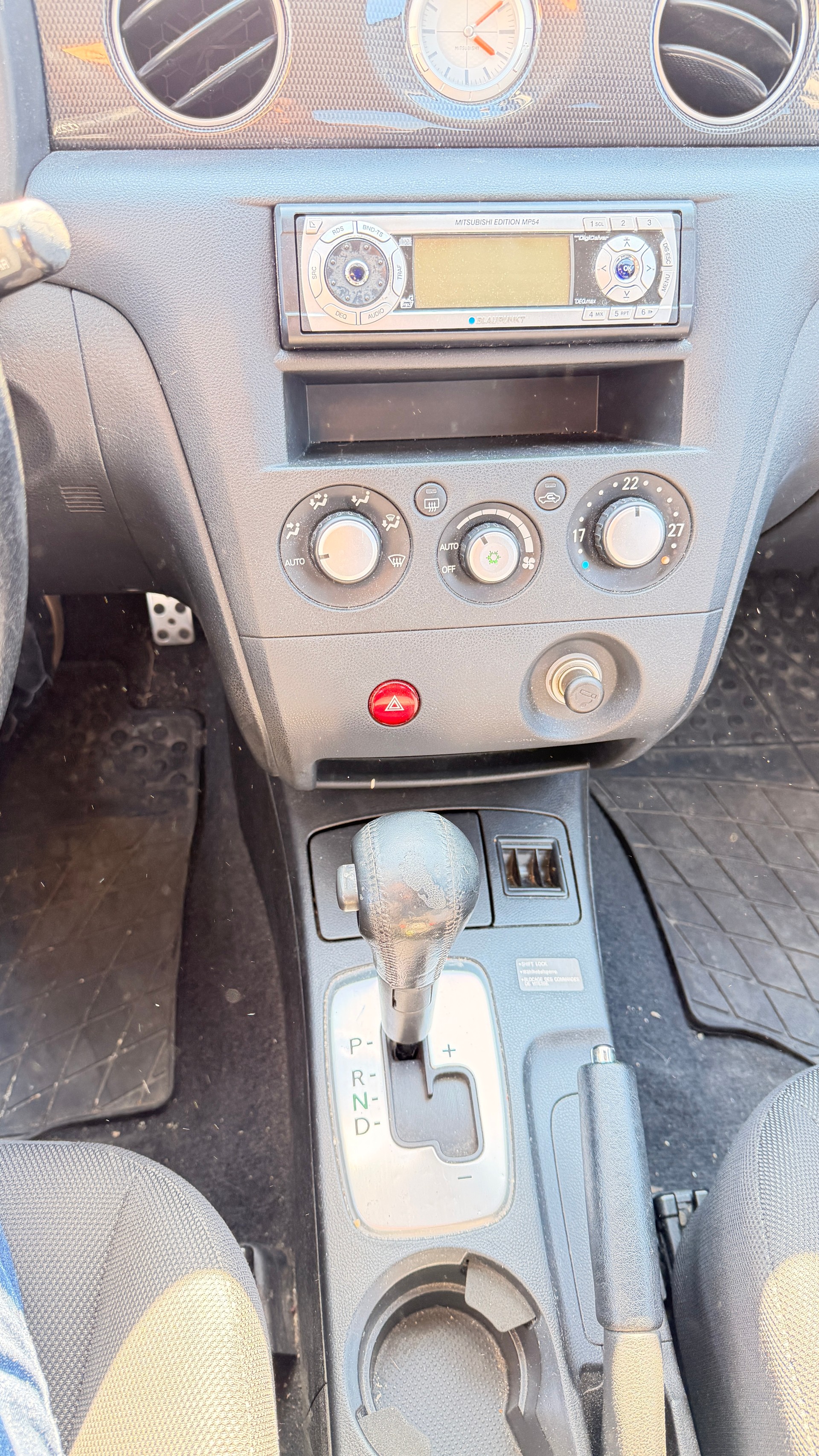 MITSUBISHI Outlander 2.4 16V Ralliart-image-12