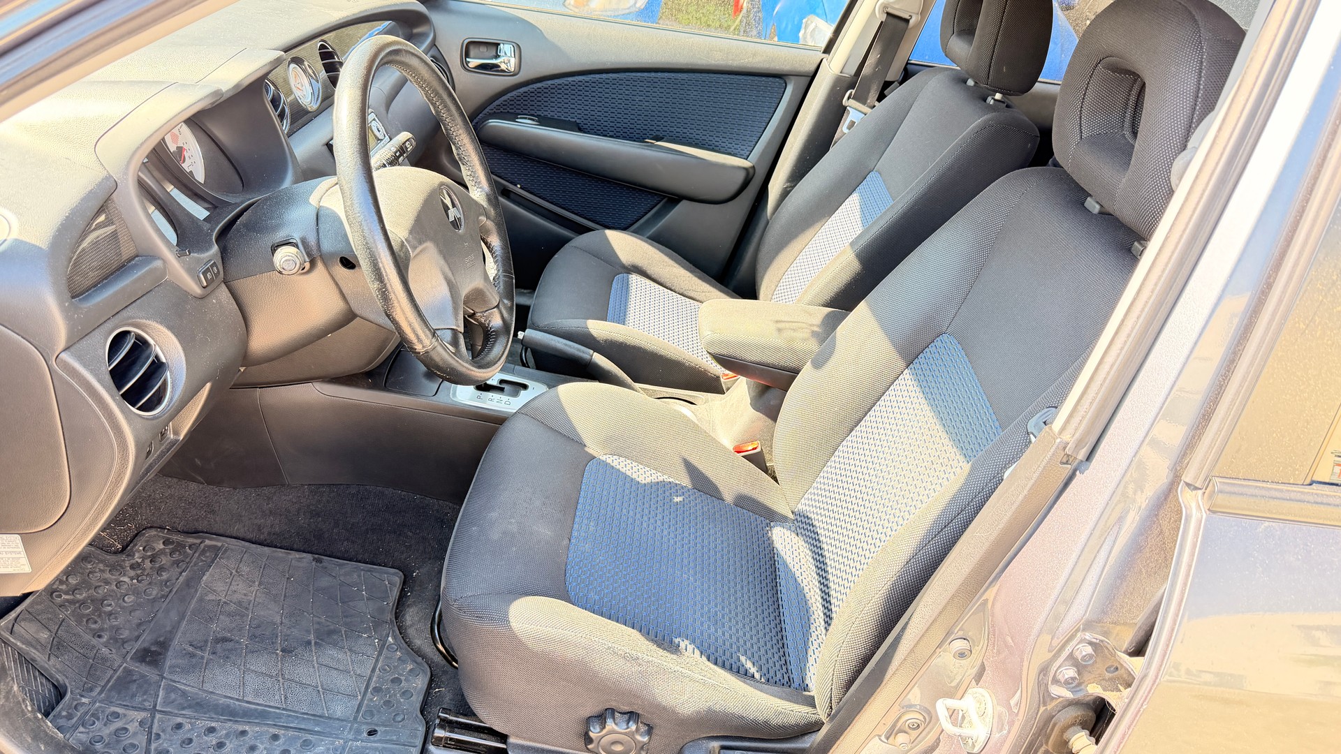 MITSUBISHI Outlander 2.4 16V Ralliart-image-11
