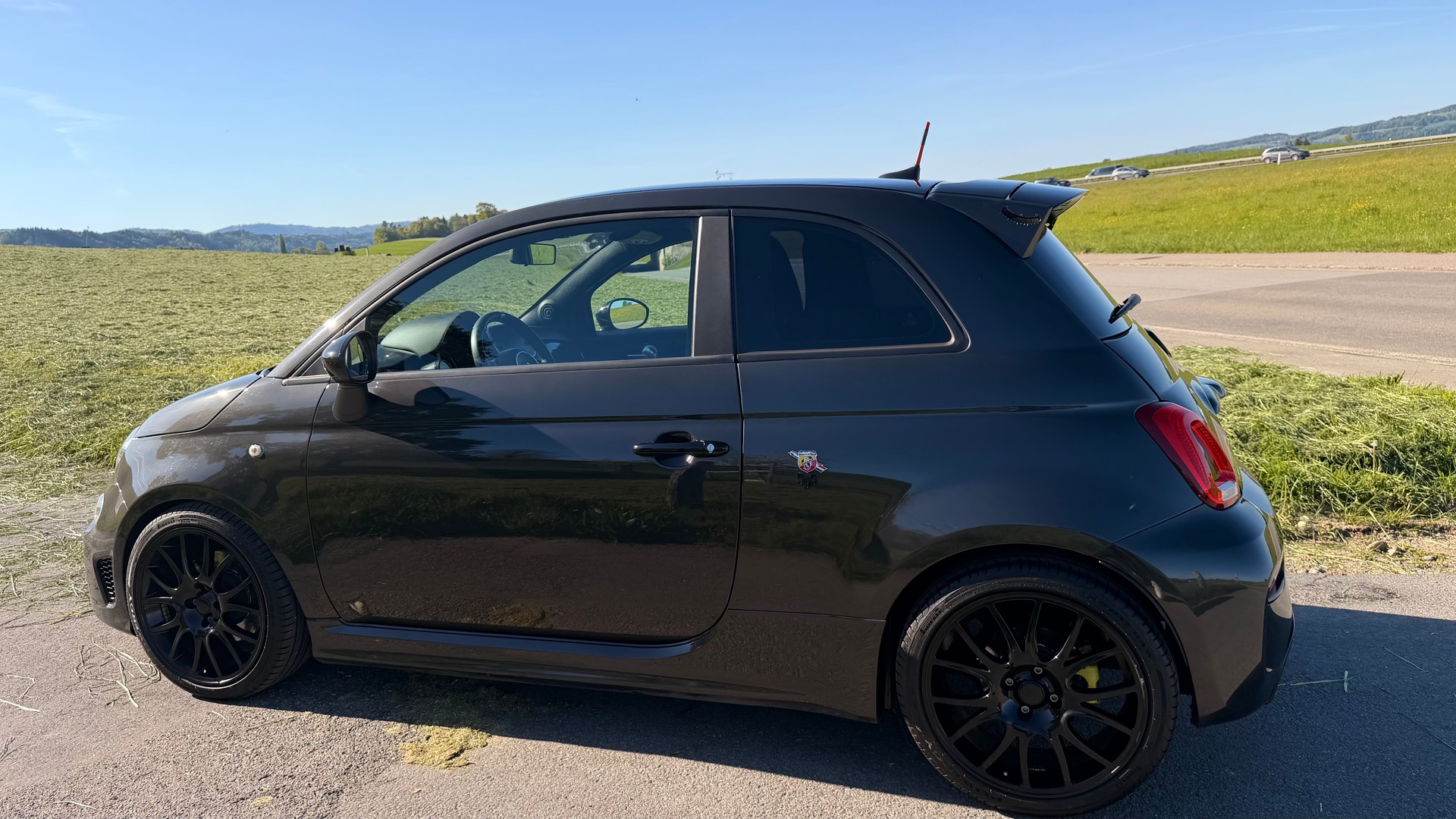 FIAT 595 1.4 16V Turbo Abarth Pista – Seltenes Anthrazit-image-1