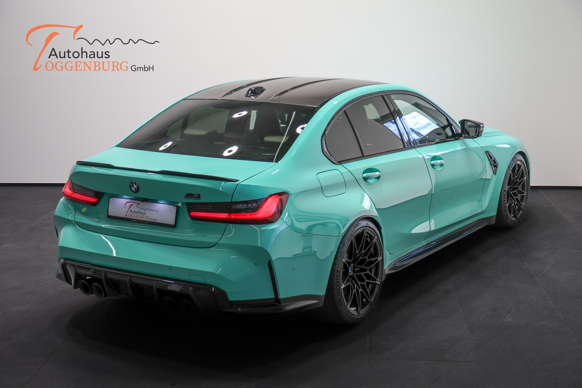 BMW M3 Competition M xDrive LCI *530PS*Sonderlackierung Mintgrün*Carbon Schalensitze*BMW Werksgarantie bis 10.2028*-image-8