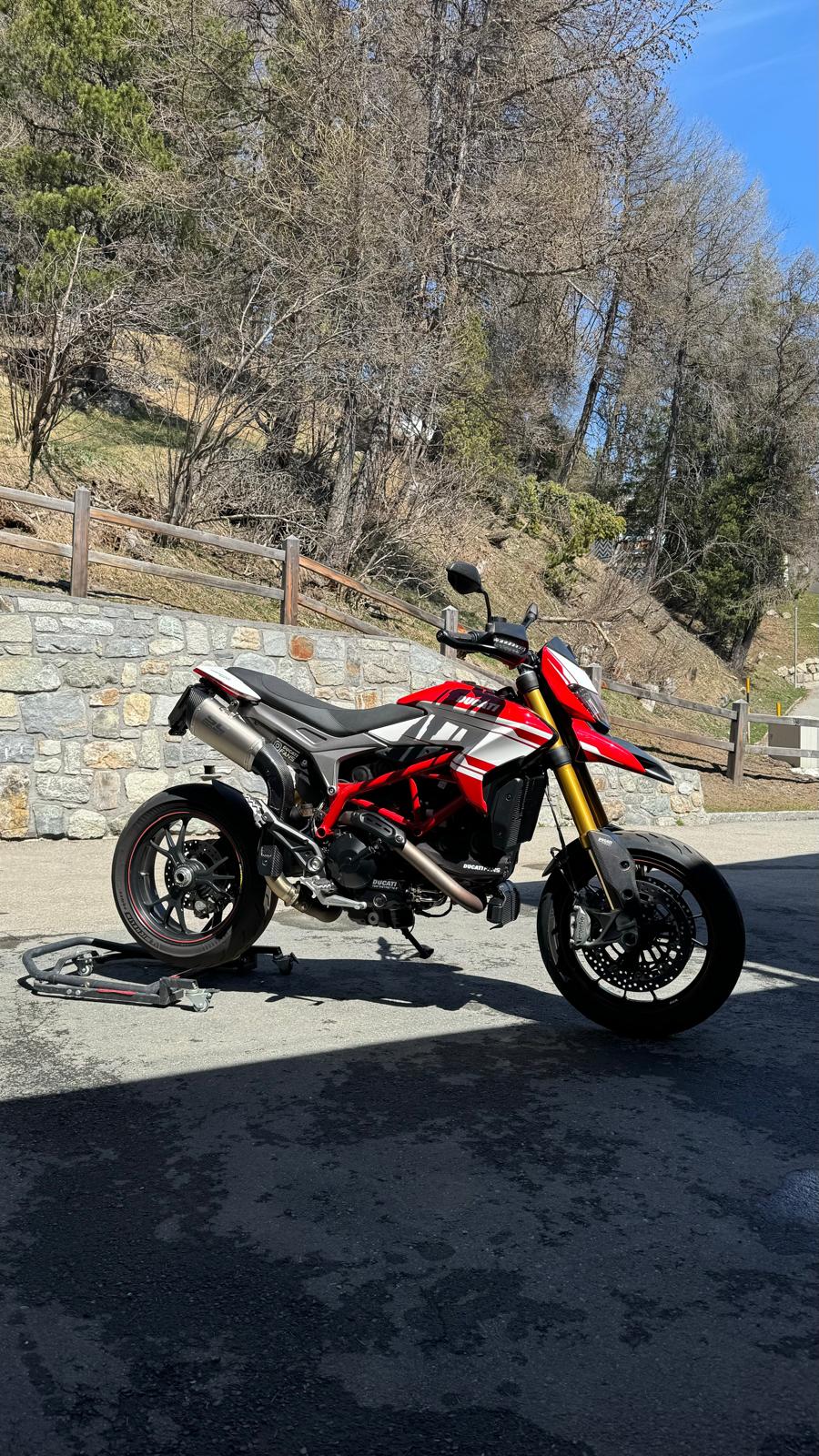 DUCATI Hypermotard 939 SP