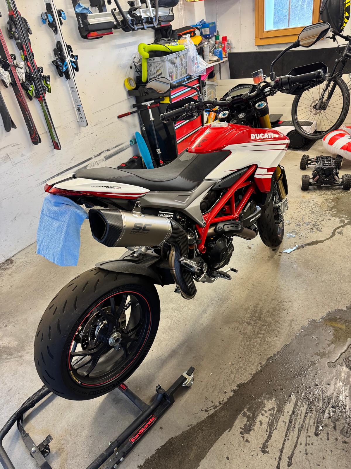 DUCATI Hypermotard 939 SP-image-3