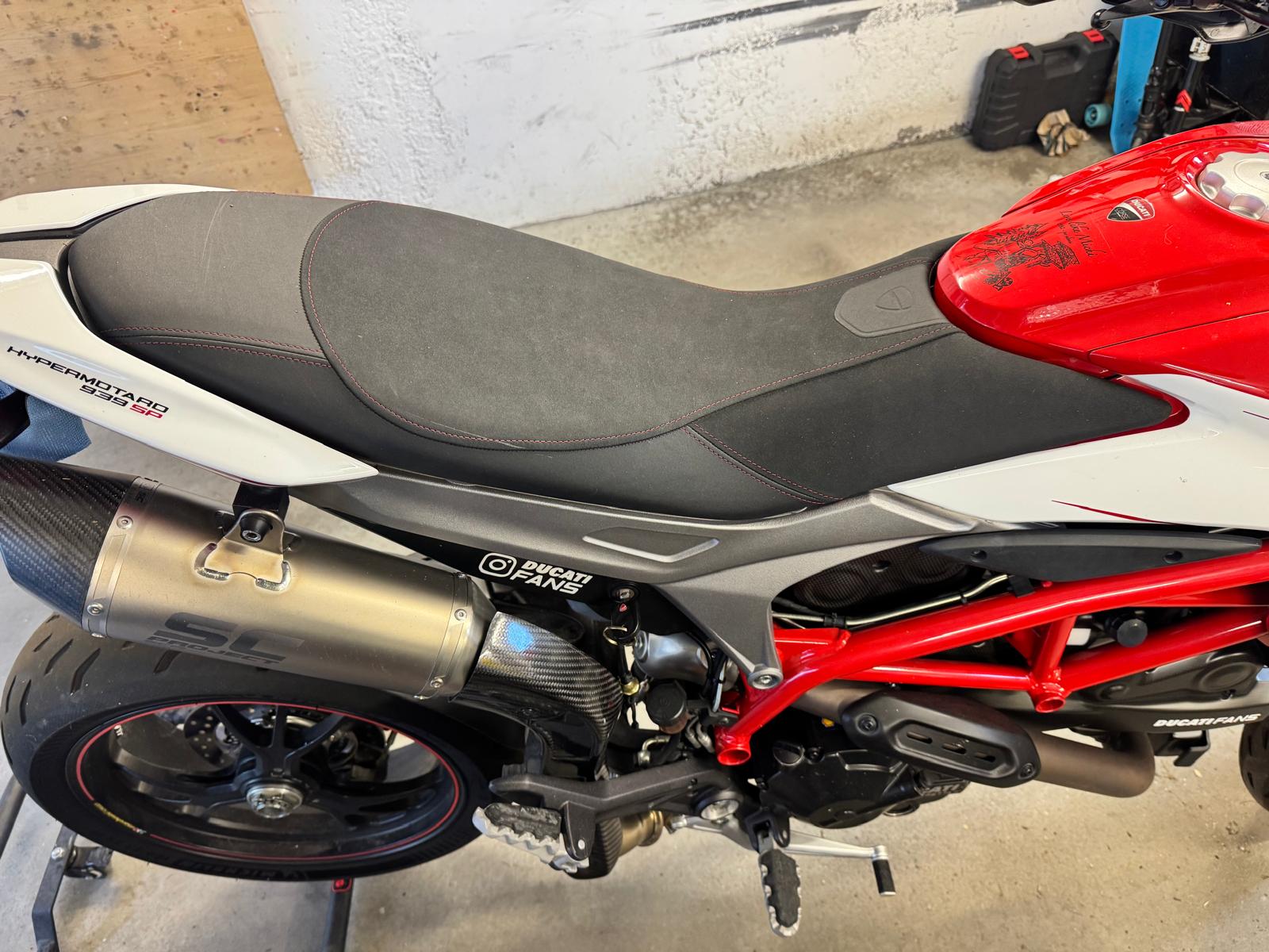 DUCATI Hypermotard 939 SP-image-6