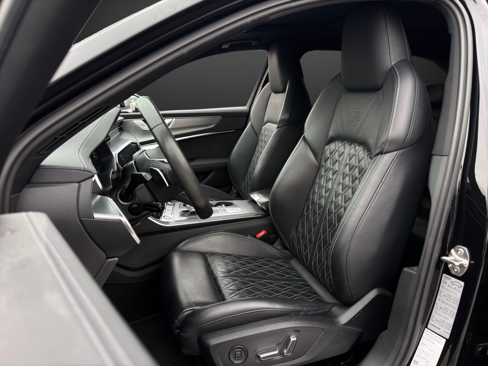 AUDI S6 Avant 3.0 TDI quattro tiptronic-image-6