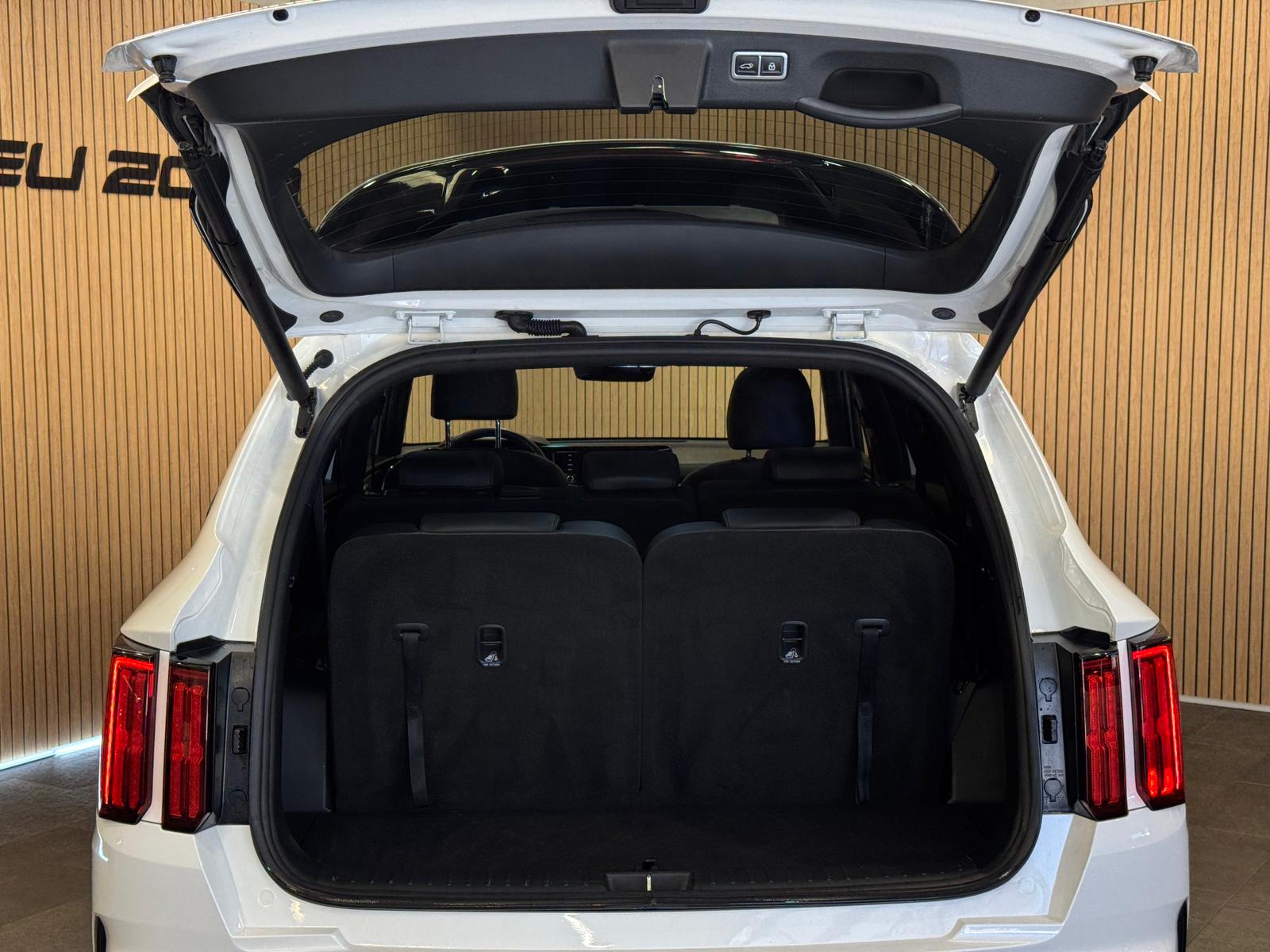 KIA Sorento 2.2 Smartstream 7P Style DCT-image-5