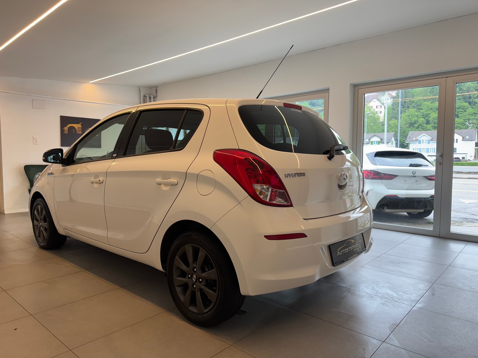 HYUNDAI i20 1.4 GO!**CH-Fahrzeug**-image-5