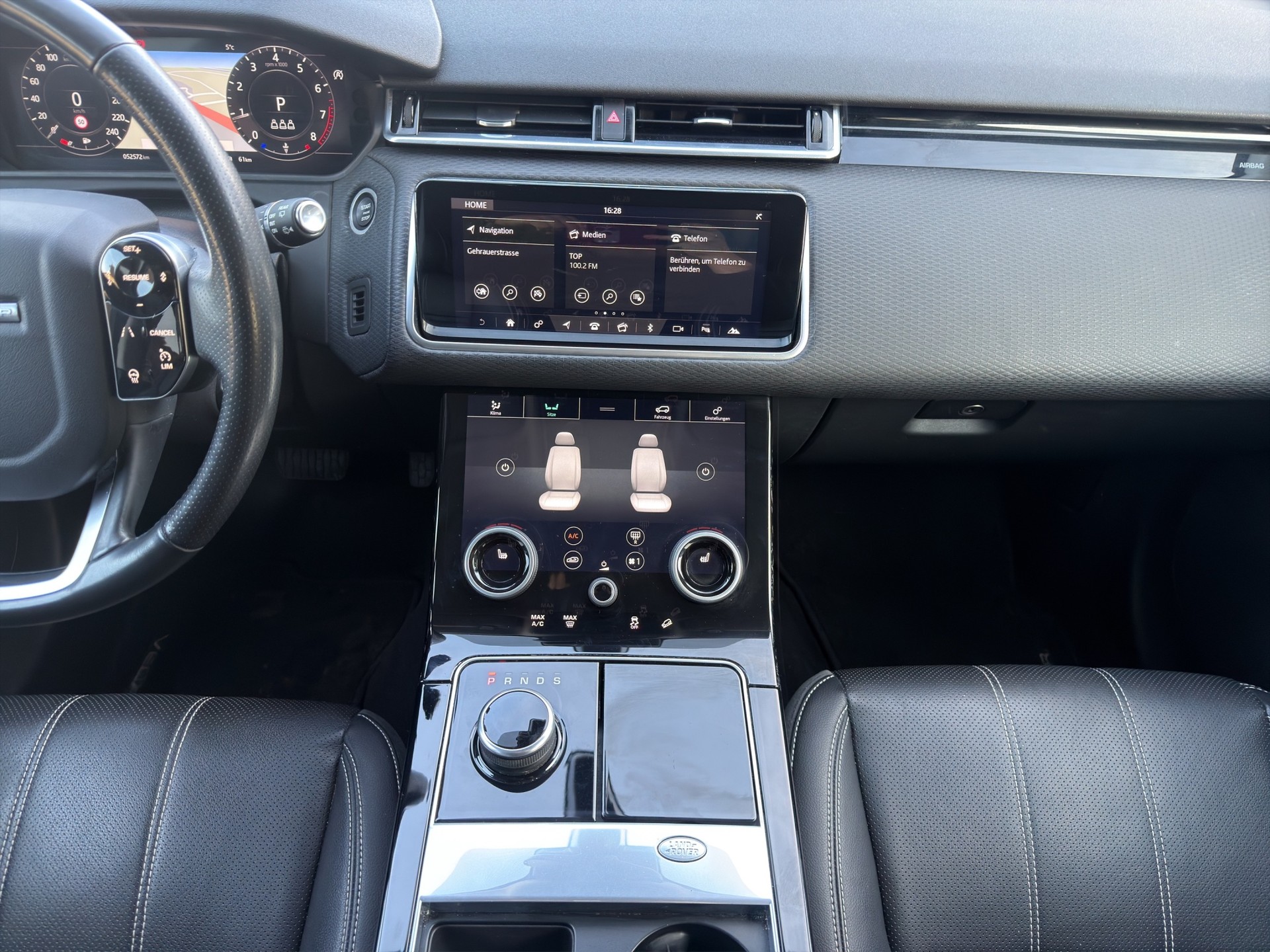 LAND ROVER Range Rover Velar 2.0 T R-Dynamic SE-image-15